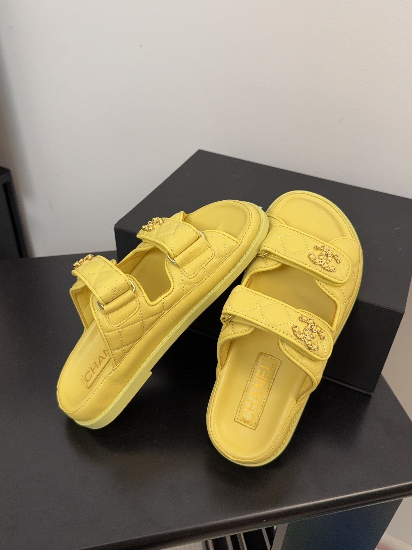 CC 25 Dad Sandal Mule Yellow Calfskin