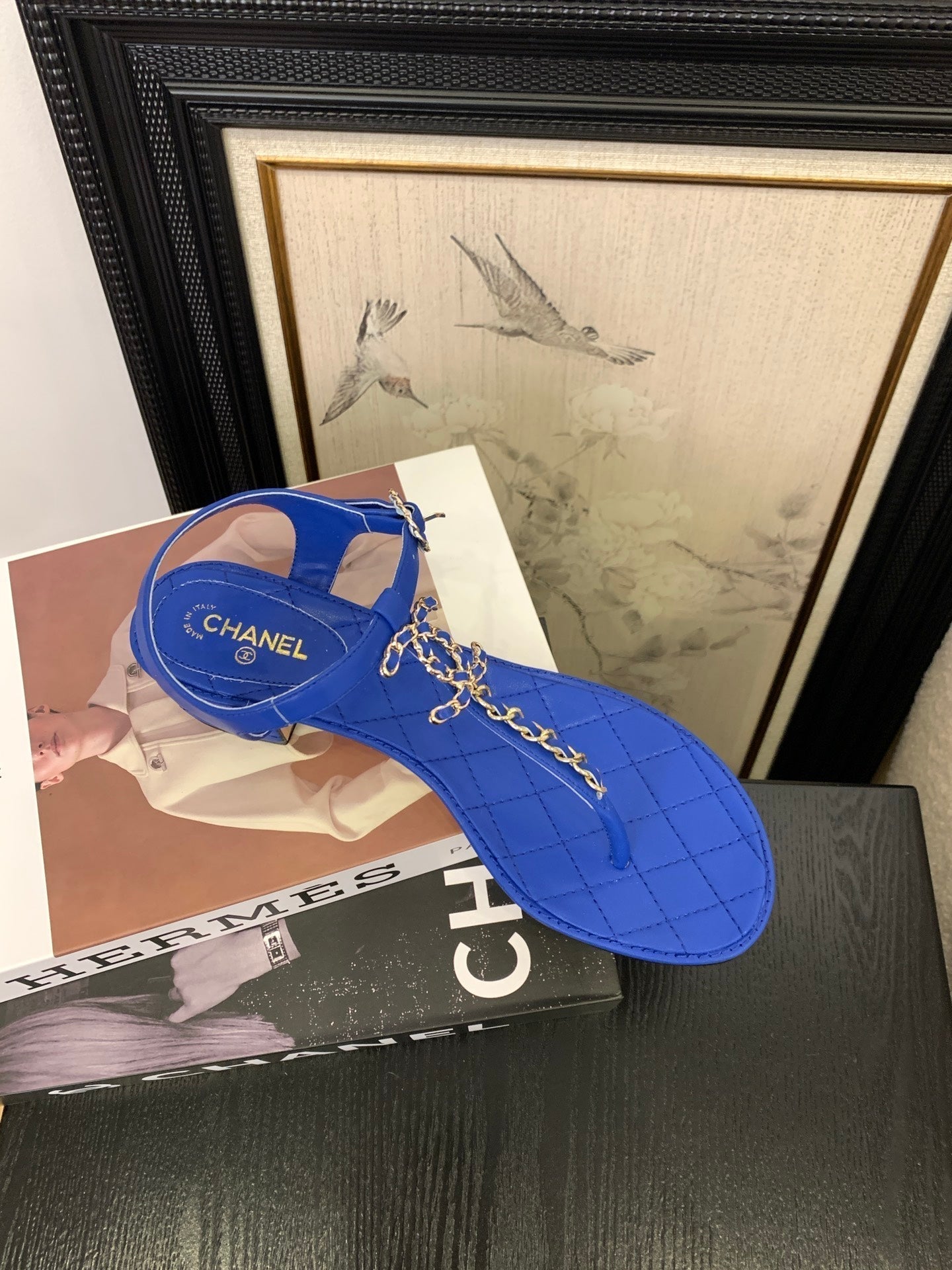 CC 25 Thong Sandal Double C Leather