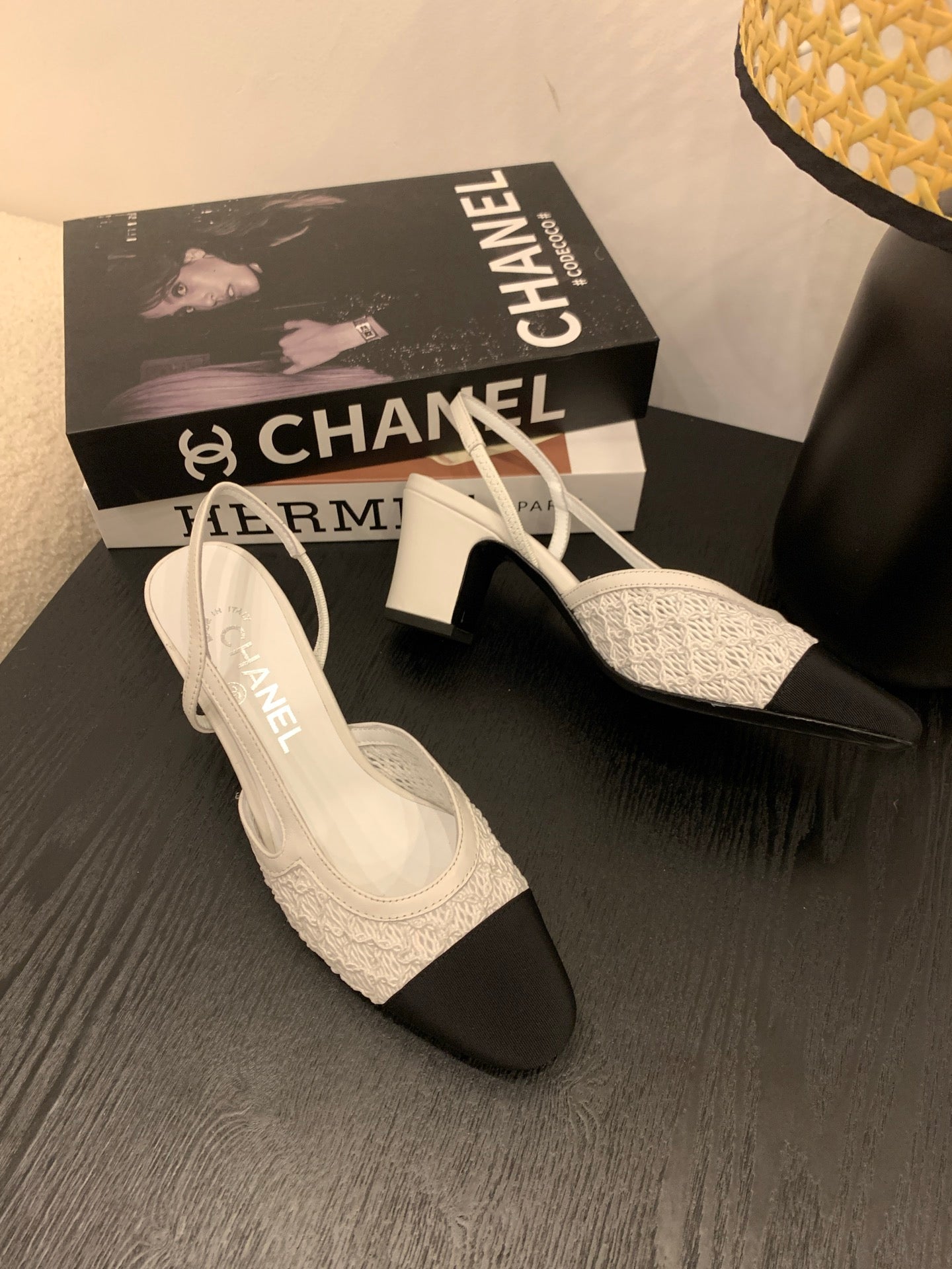 CC 25 Slingback 50mm White Fabric Grosgrain