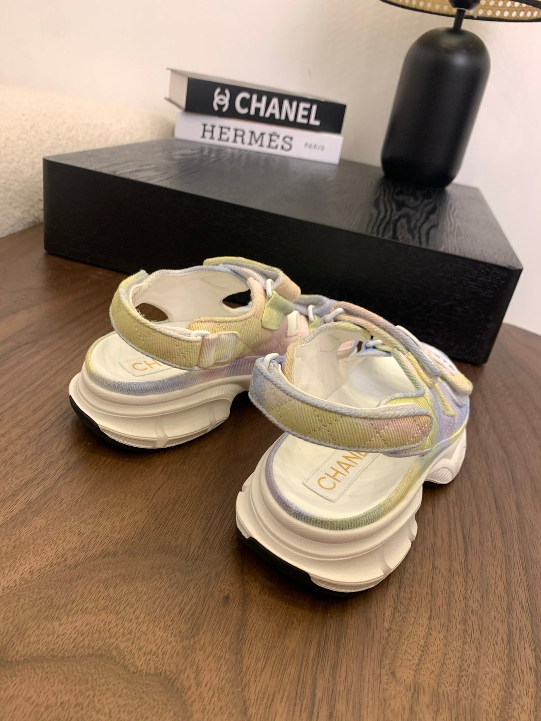 CC Toe Sandals White Mix Ombre Leather 299538