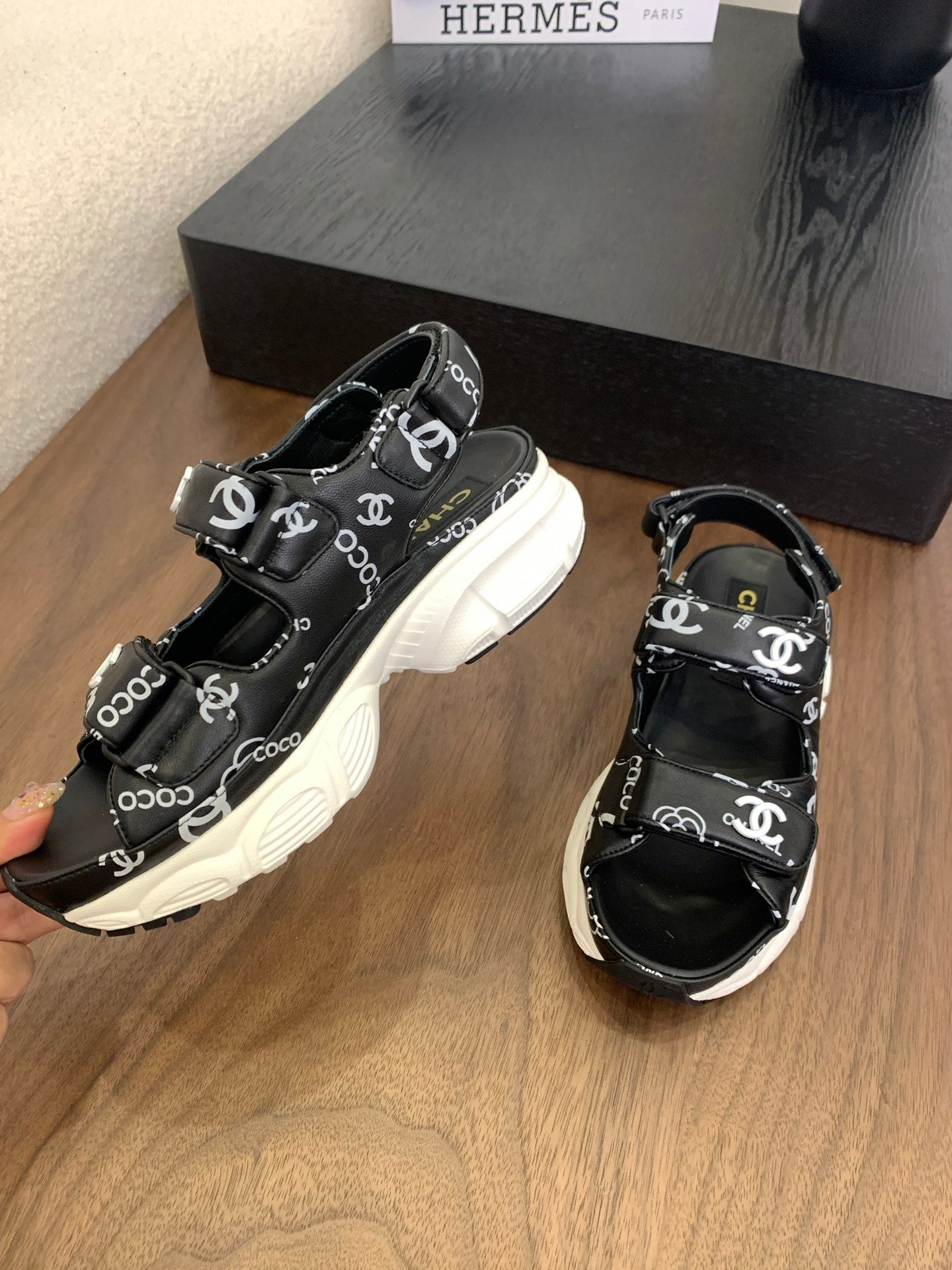 CC Toe Sandals Black Mix Camellia Pattern Leather 299539