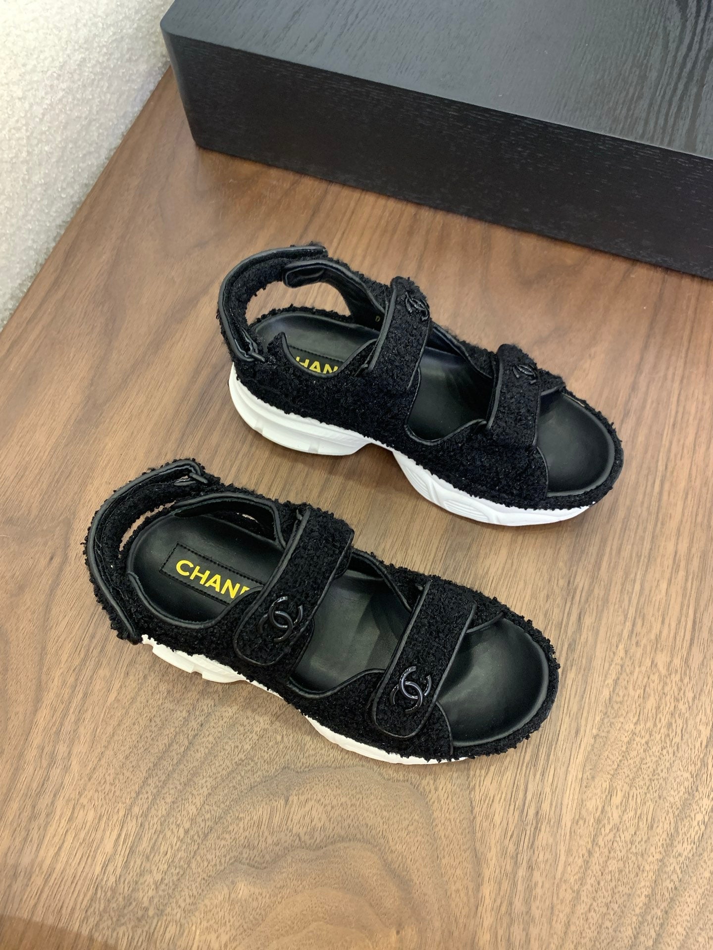 CC Toe Sandals Black Tweed Mix Leather 299540