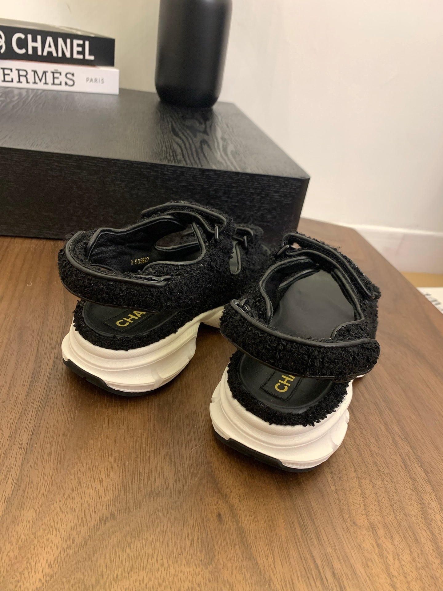 CC Toe Sandals Black Tweed Mix Leather 299540