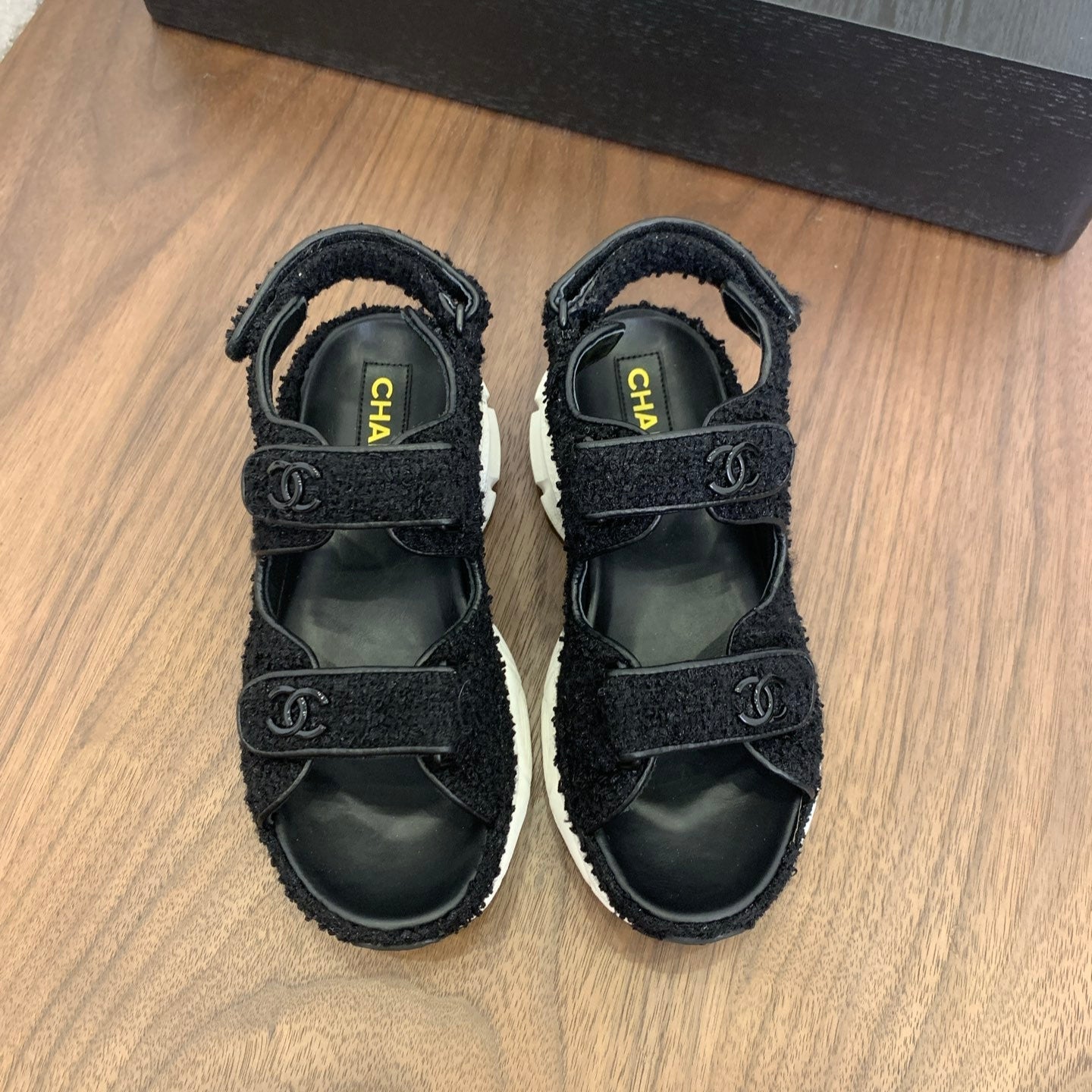 CC Toe Sandals Black Tweed Mix Leather 299540