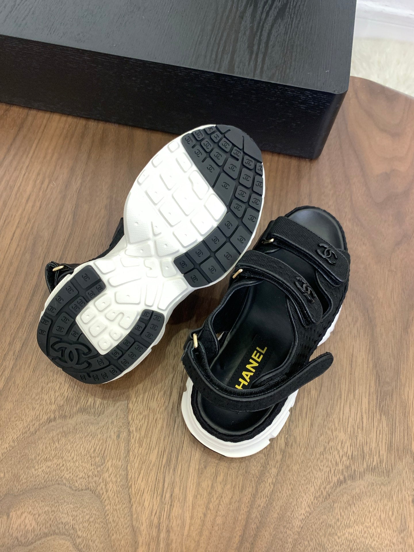 CC Toe Sandals Black Canvas Mix Leather 299541