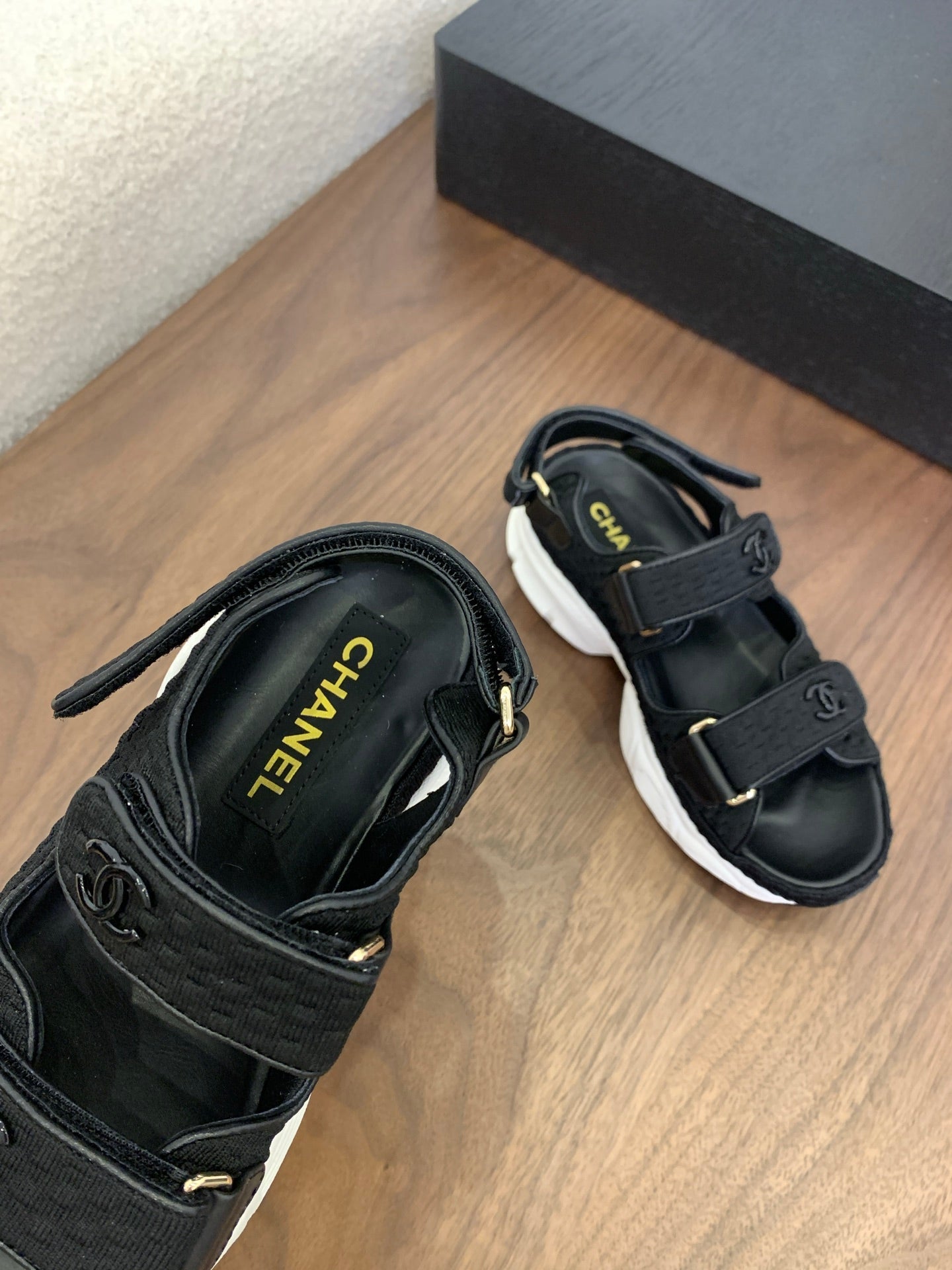 CC Toe Sandals Black Canvas Mix Leather 299541