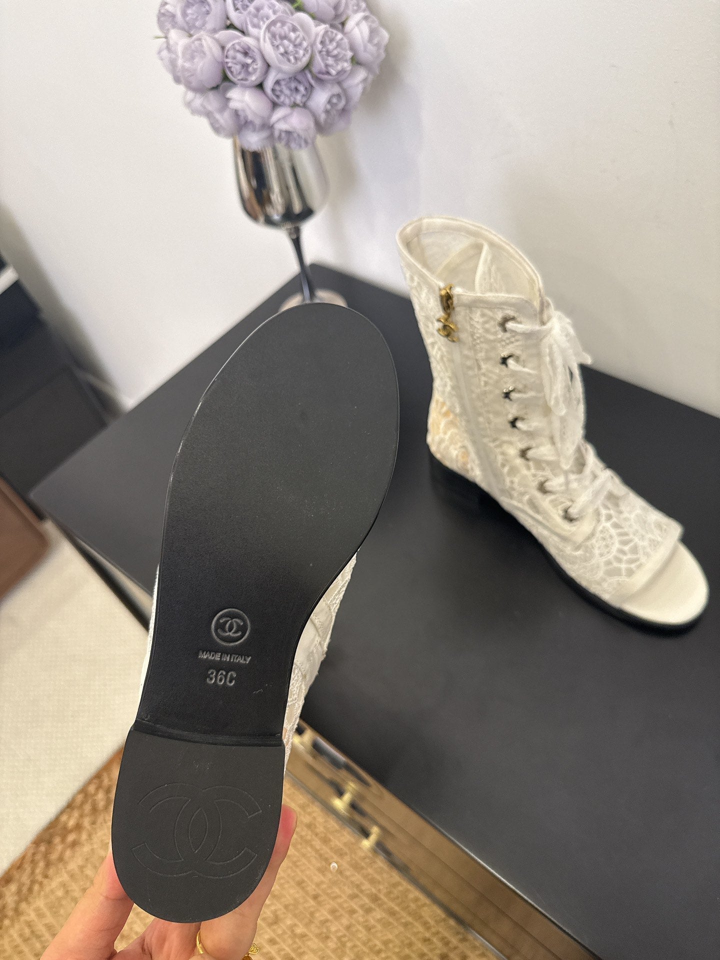 CC 25 Short Boot White Mesh 354921