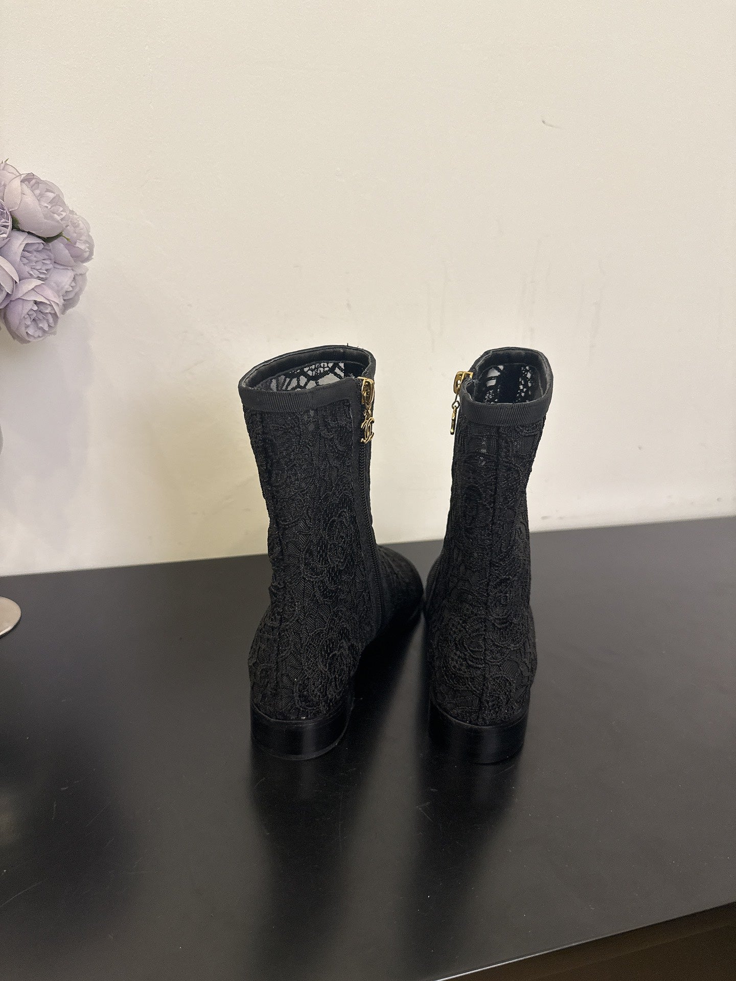 CC 25 Short Boot Black Mesh 354926