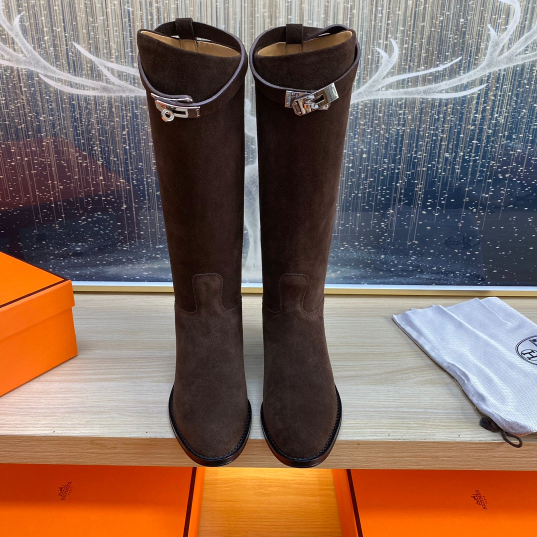 HM Jumping Boot In Chocolate Suede  987474