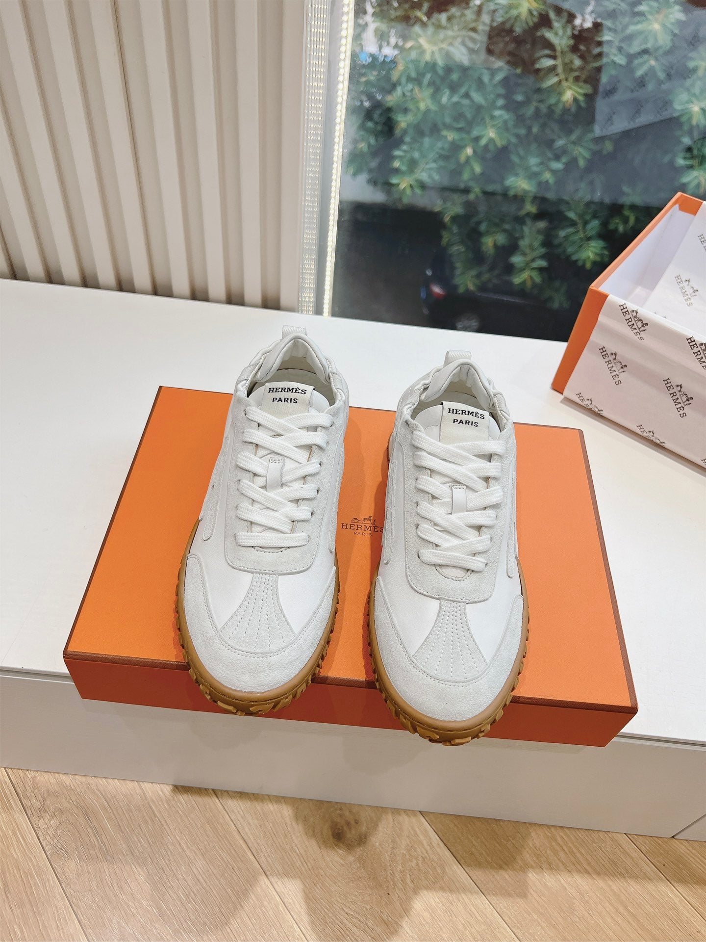HM JET SNEAKER WHITE CALFSKIN