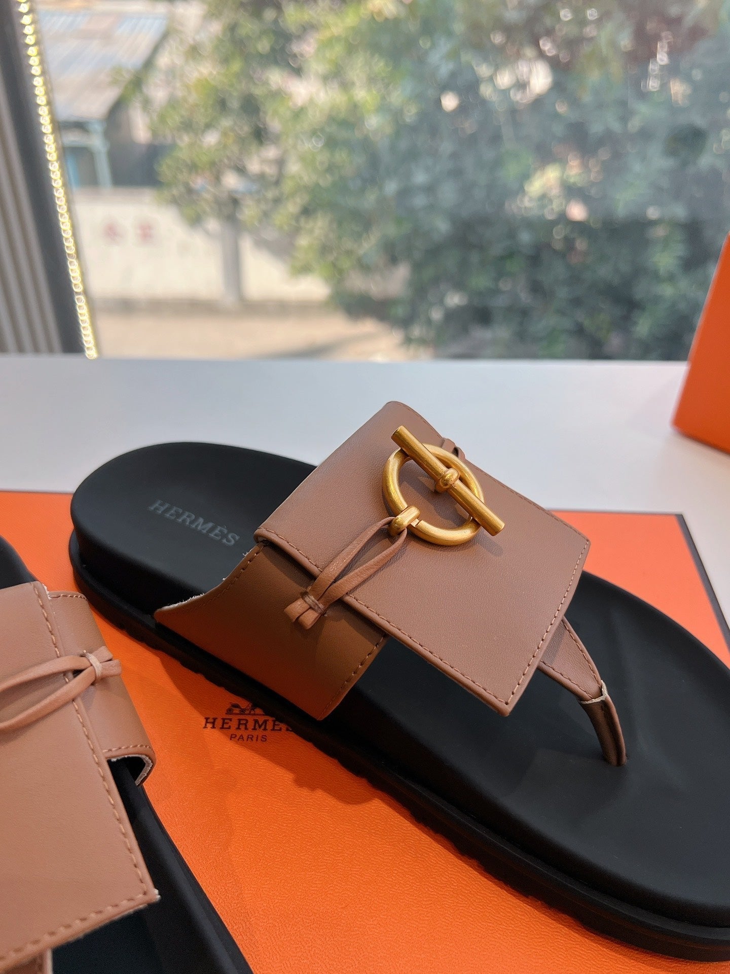 HM Joyce Sandals Black Brown Lambskin 292599