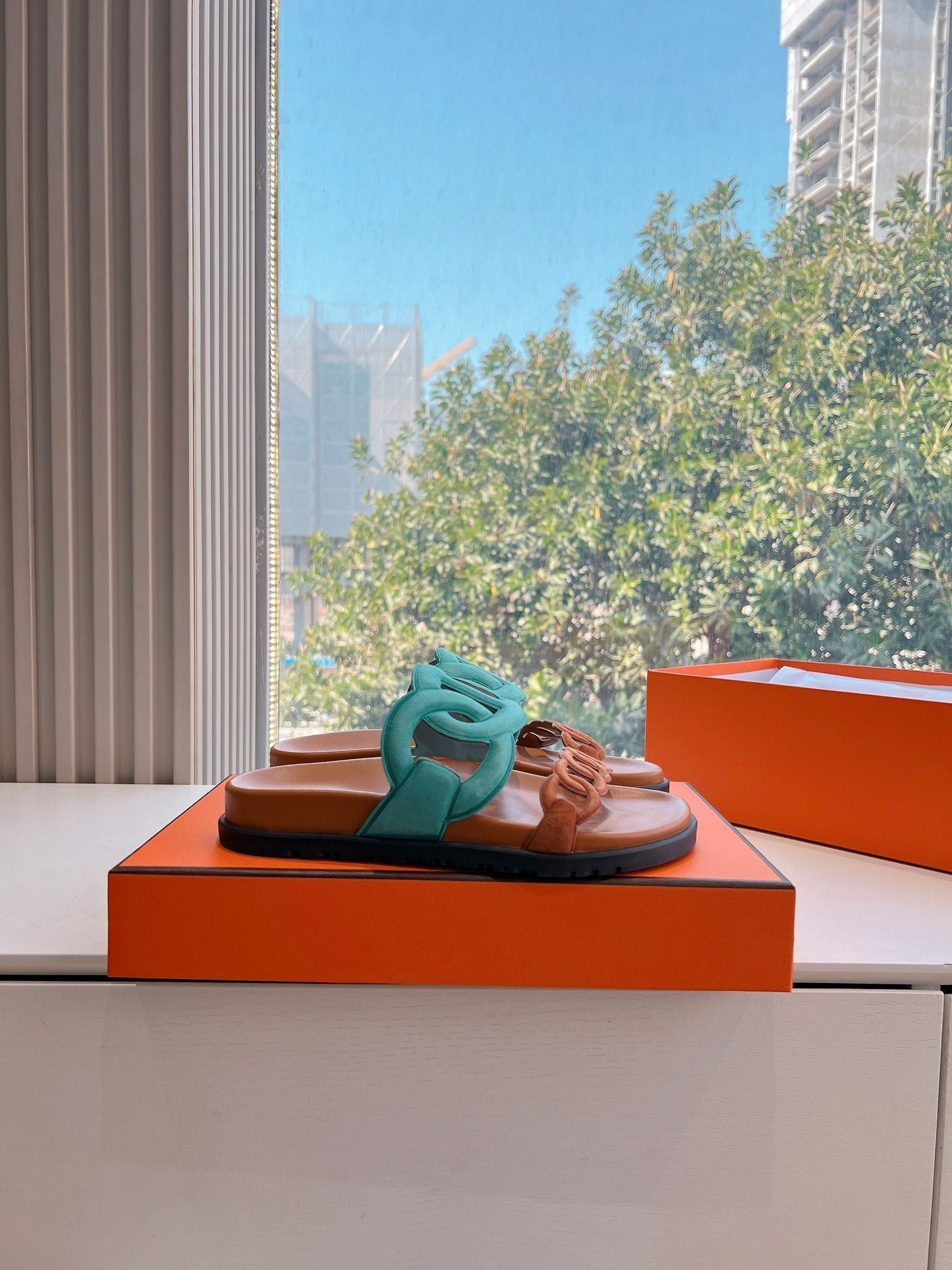 HM 25 Extra Sandal Blue Gold Calfskin