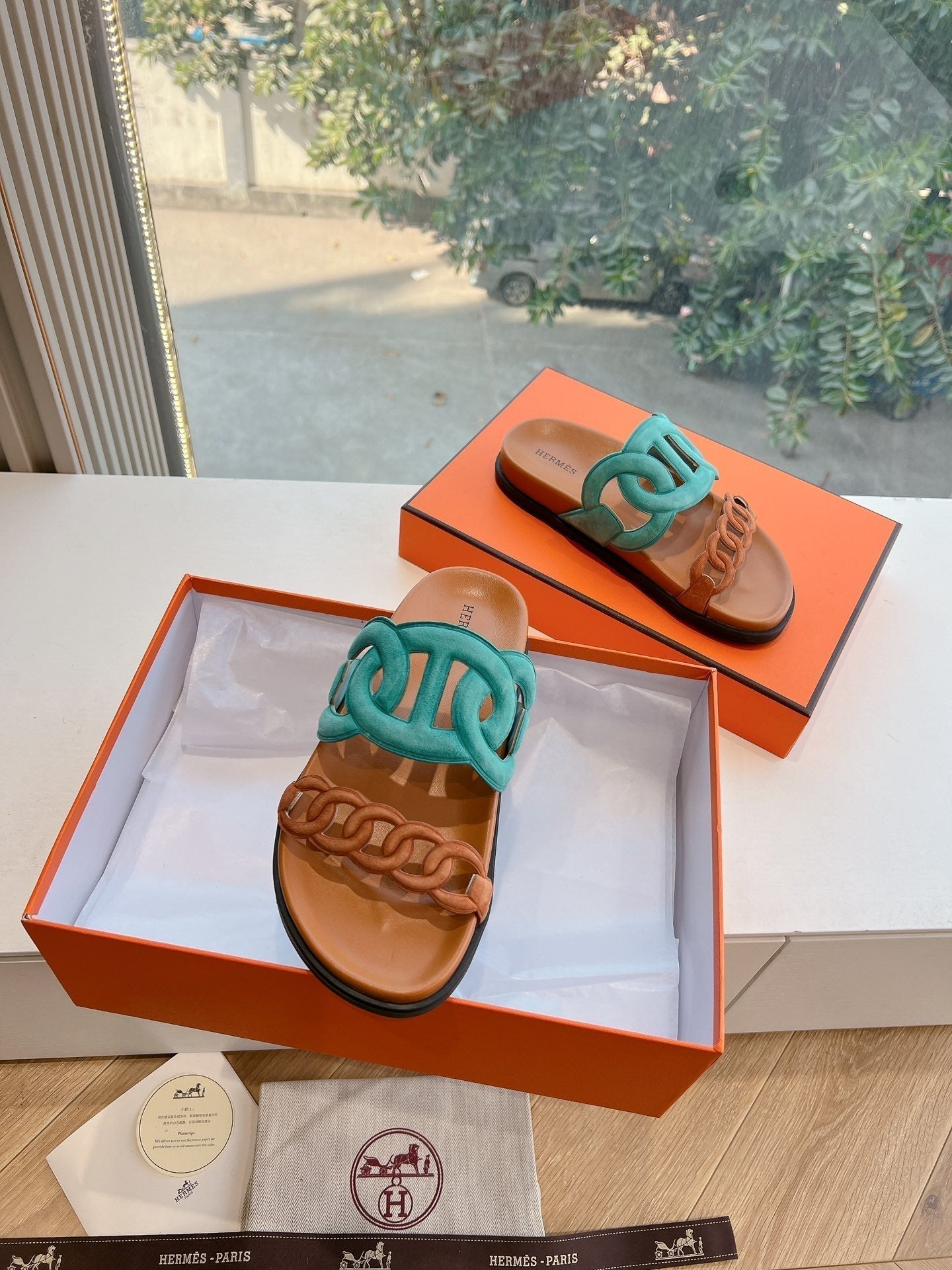 HM 25 Extra Sandal Blue Gold Calfskin