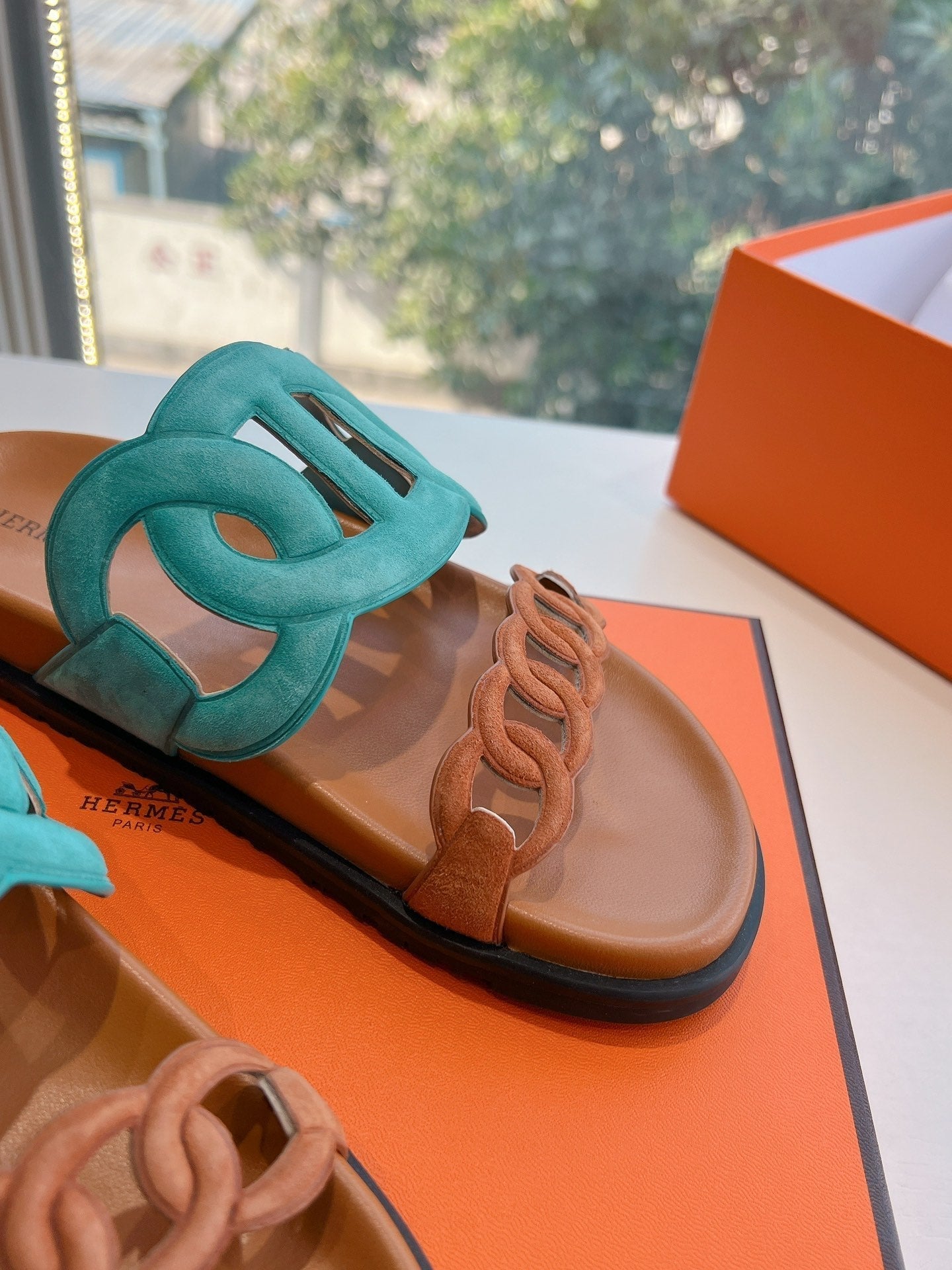 HM 25 Extra Sandal Blue Gold Calfskin