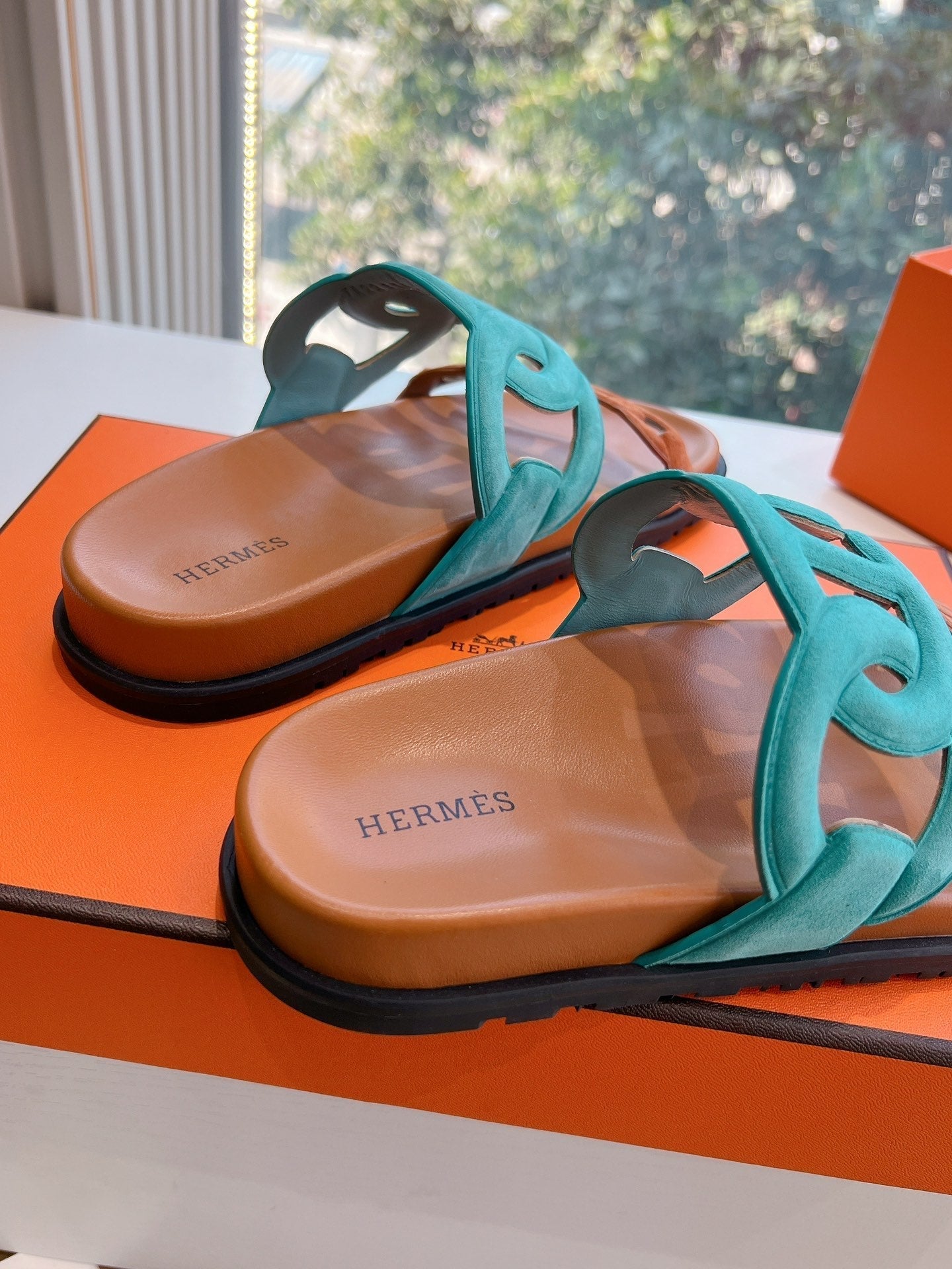 HM 25 Extra Sandal Blue Gold Calfskin