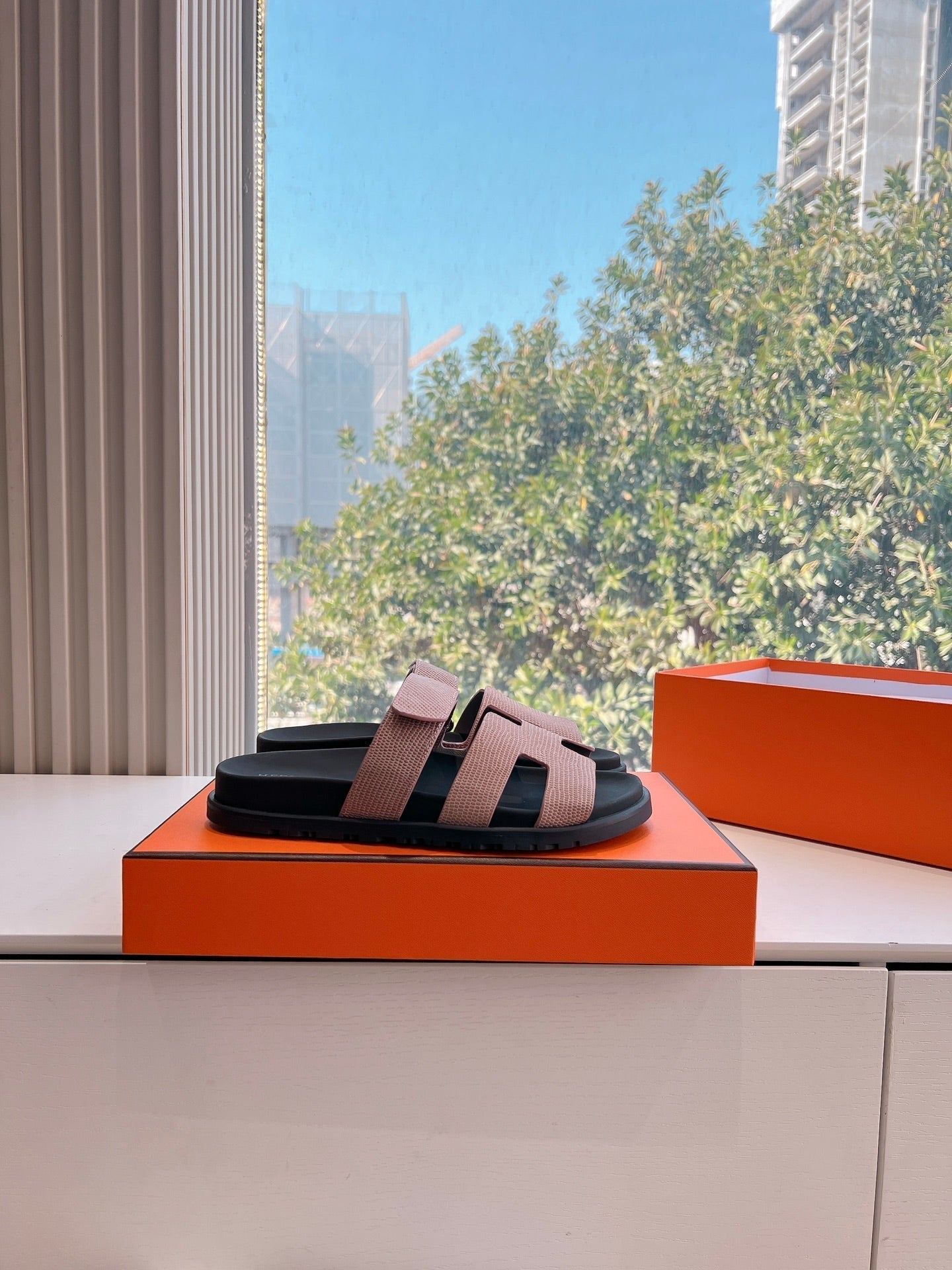 HM Chypre Sandal Puce Pink Grained Calfskin 202795