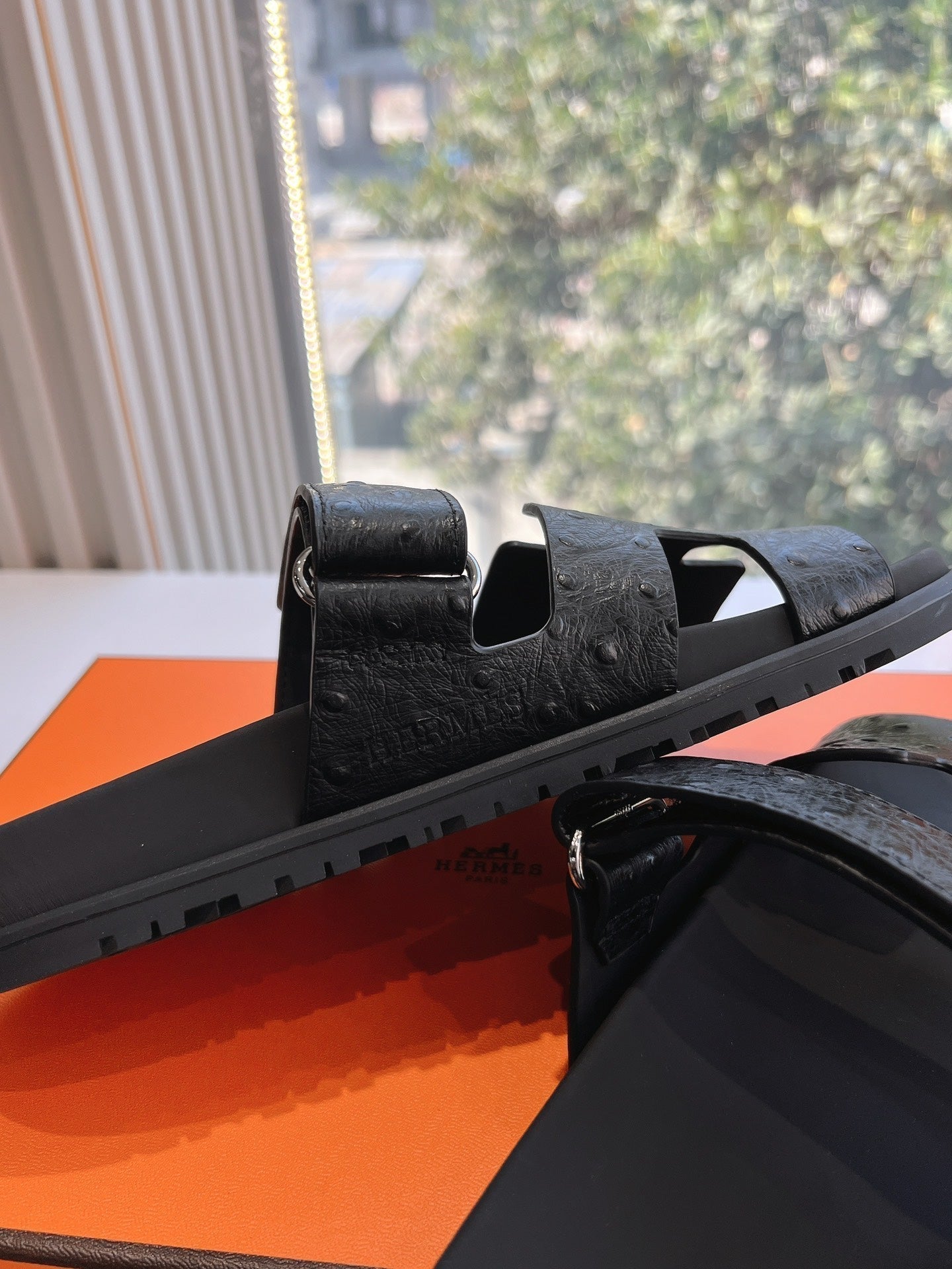 HM Chypre Sandal Black Ostrich Leather 202800