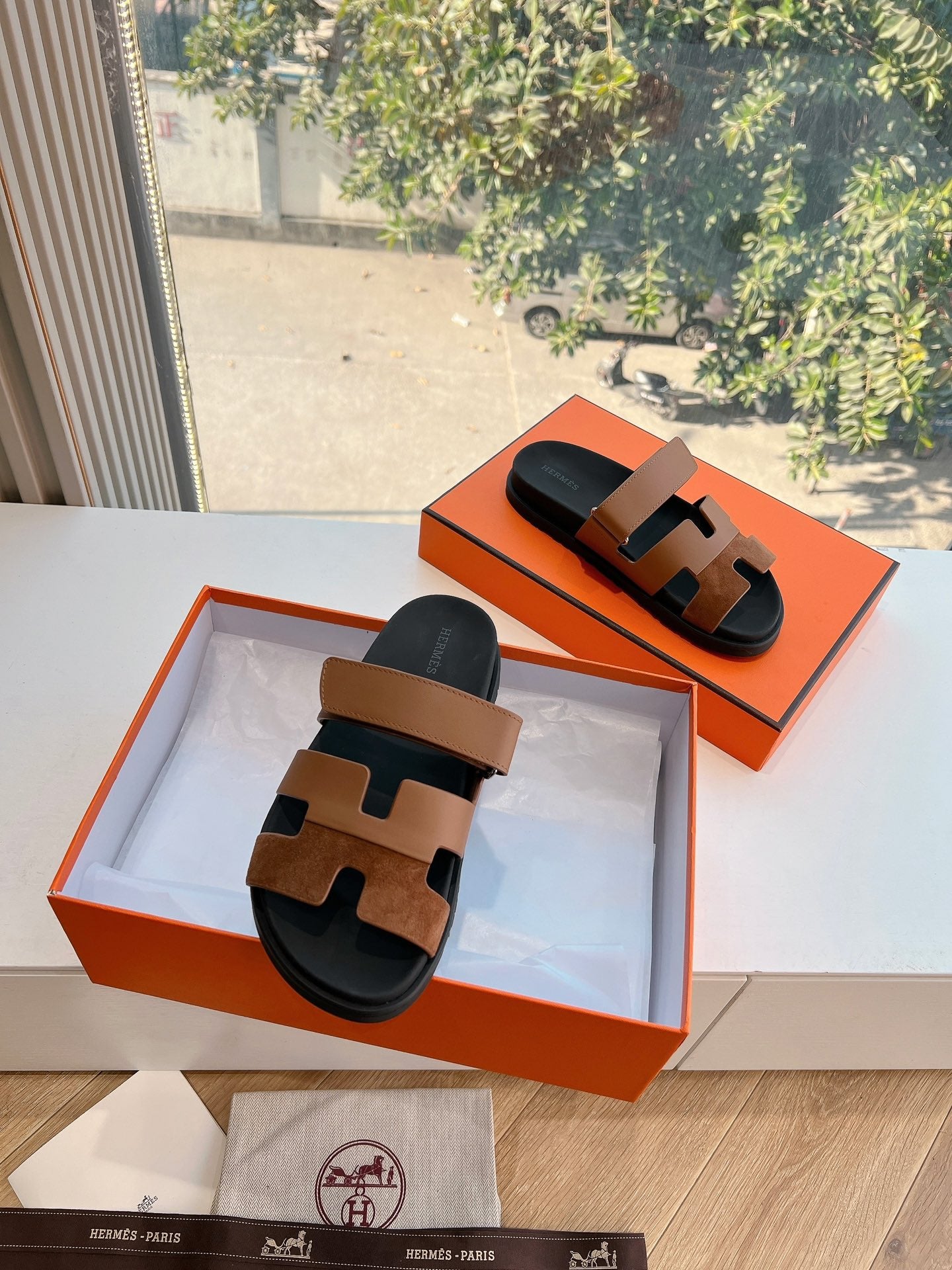 HM Chypre Sandal Clay Brown Calfskin 202819