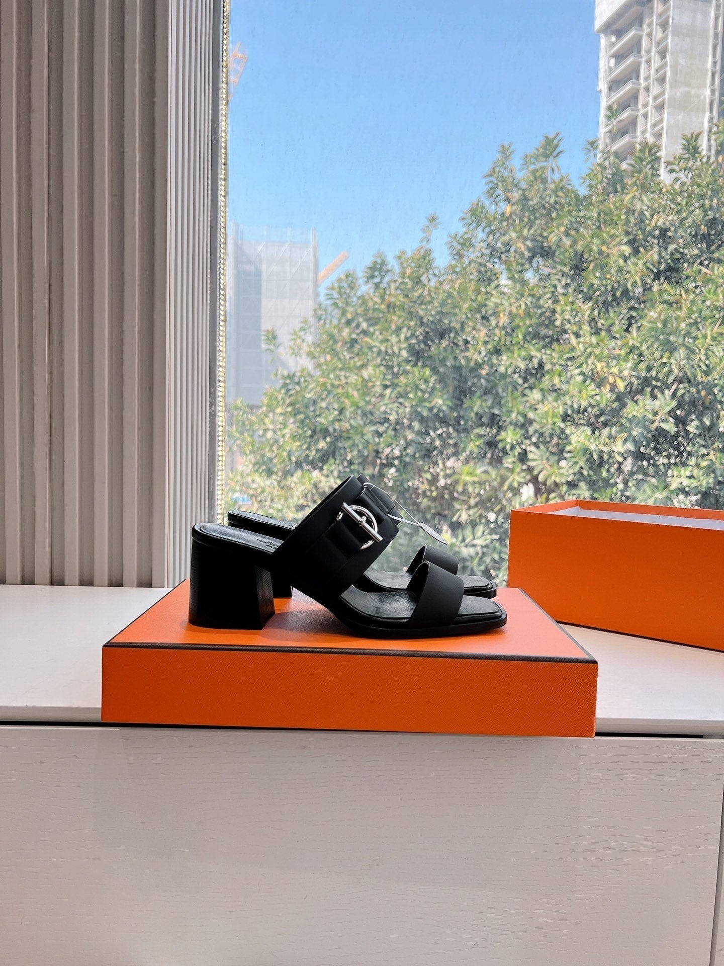 HM Kute 60 Sandal Black Cowhide 202825