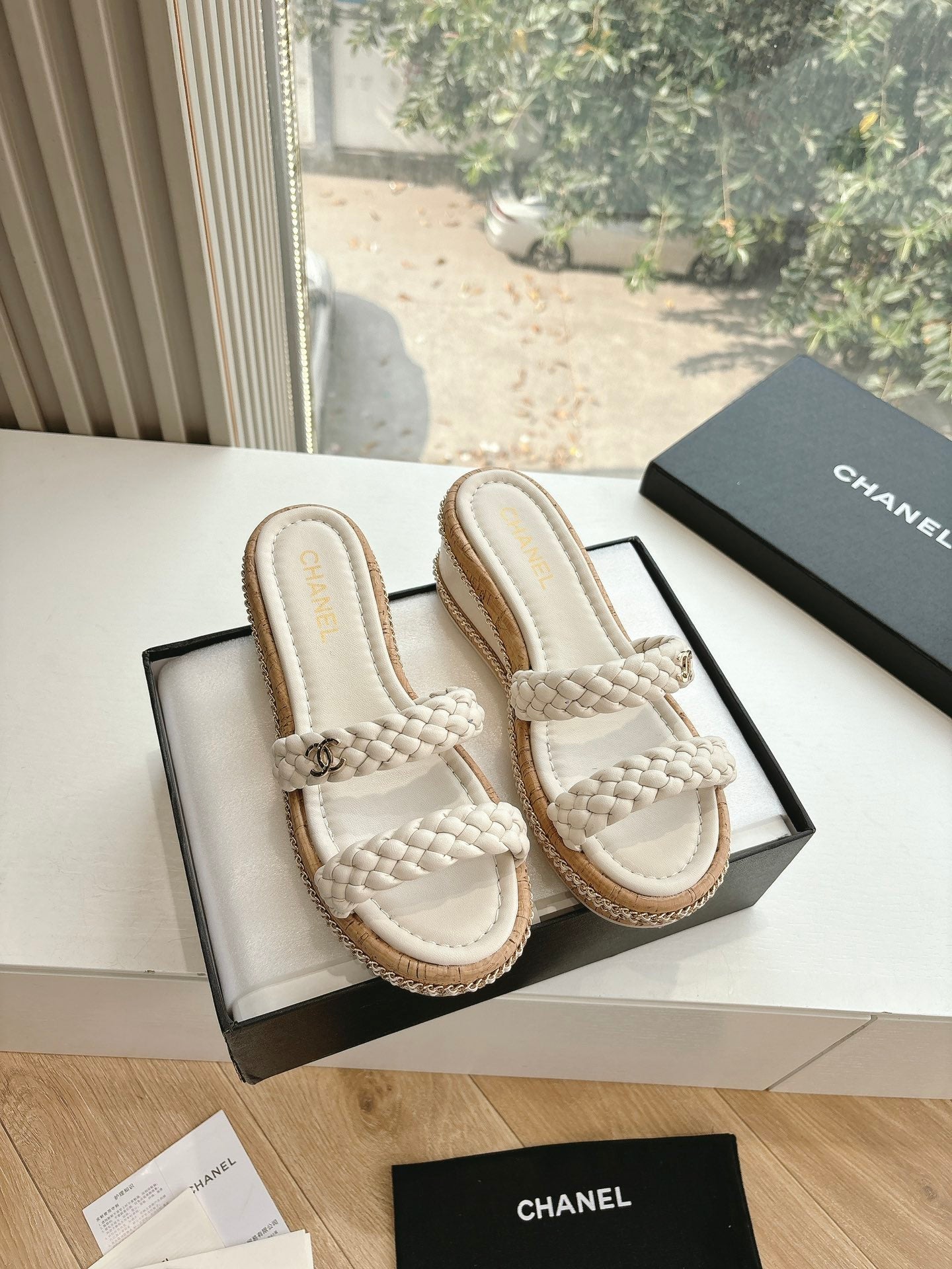 CC Sandals Cream original braided 6cm lambskin 202893