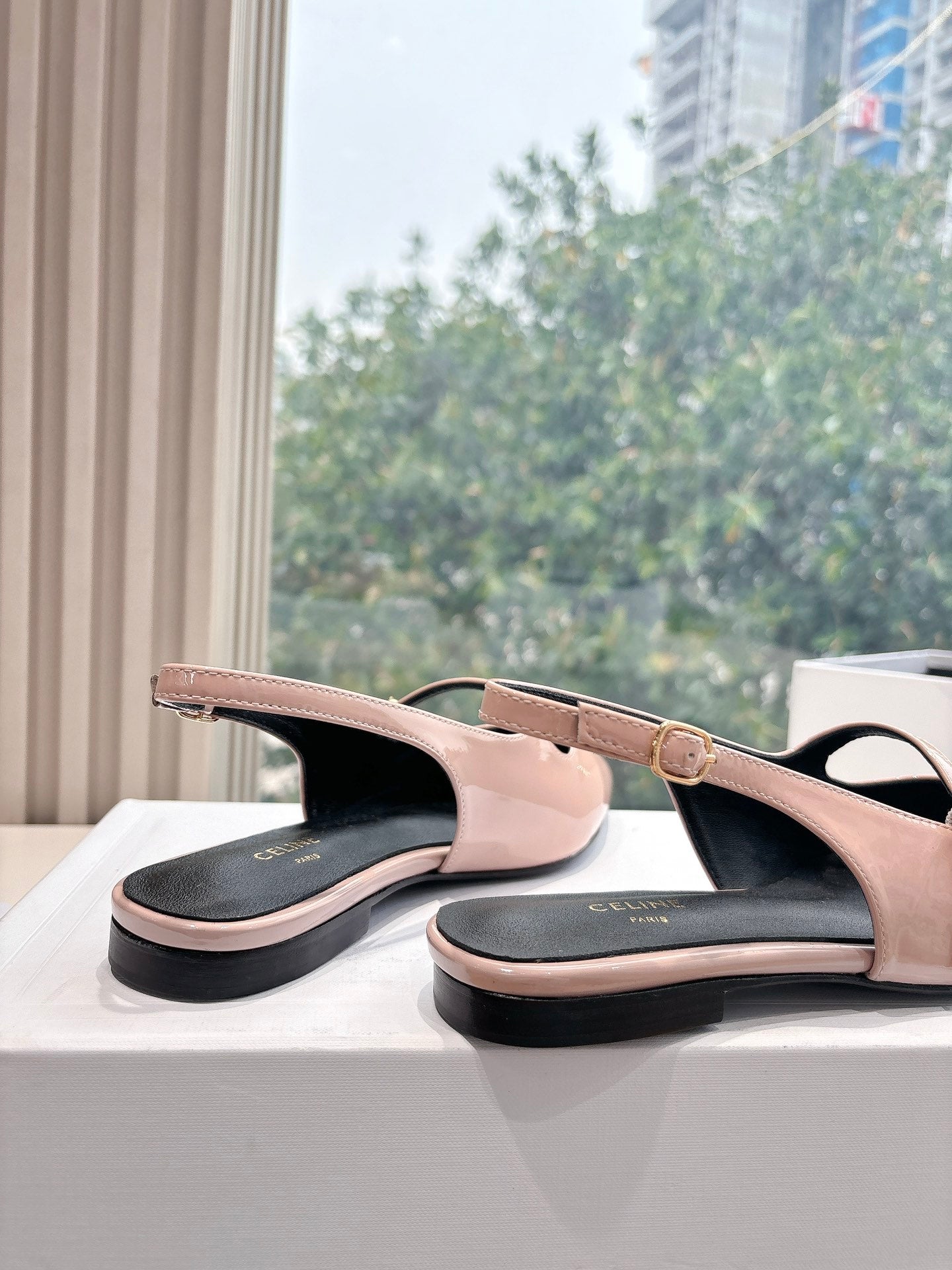 CELINE  Slingback Pink Patent Leather 285951