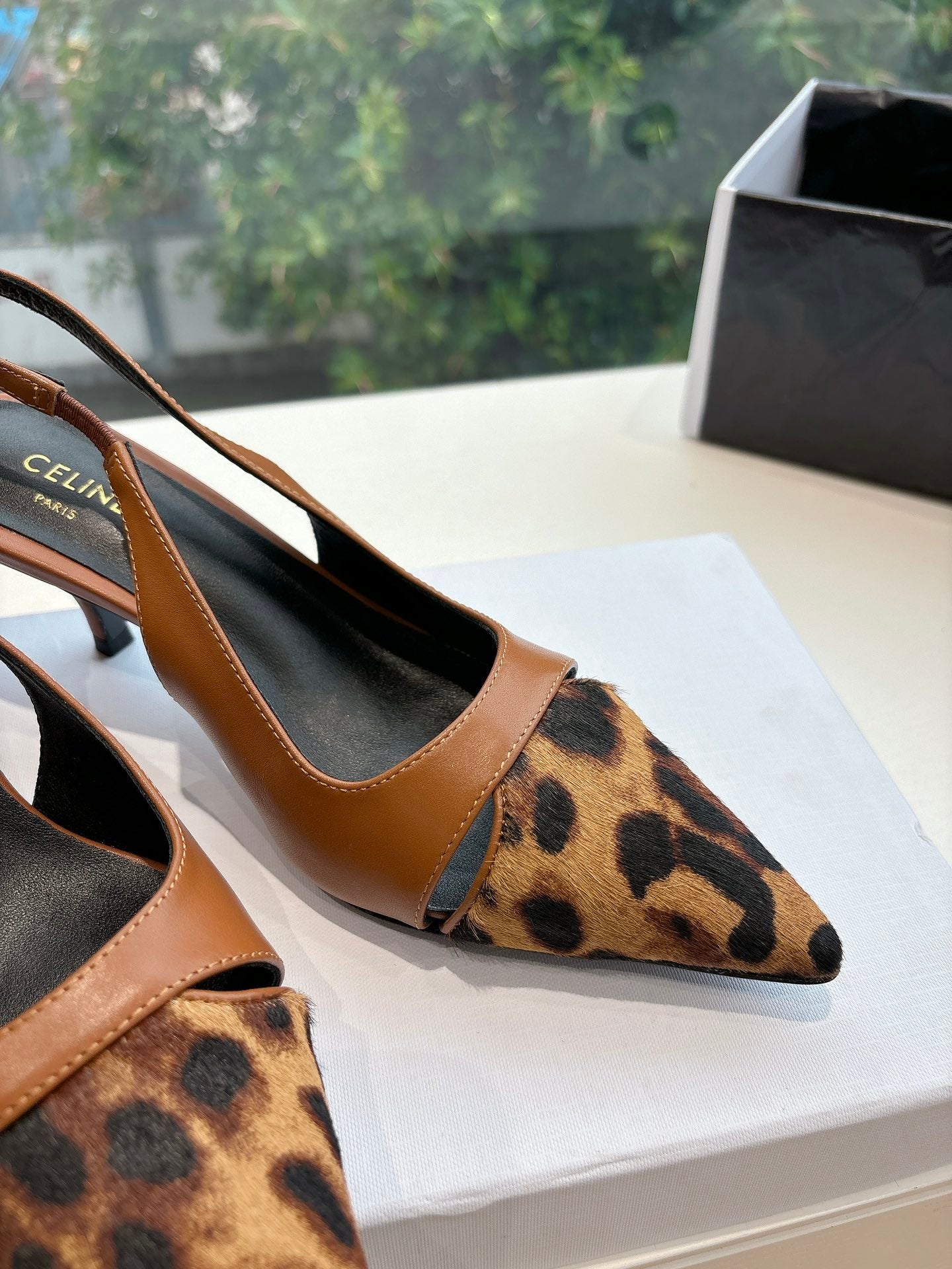 CELINE Slingback  Leopard  Brown Leather 285984