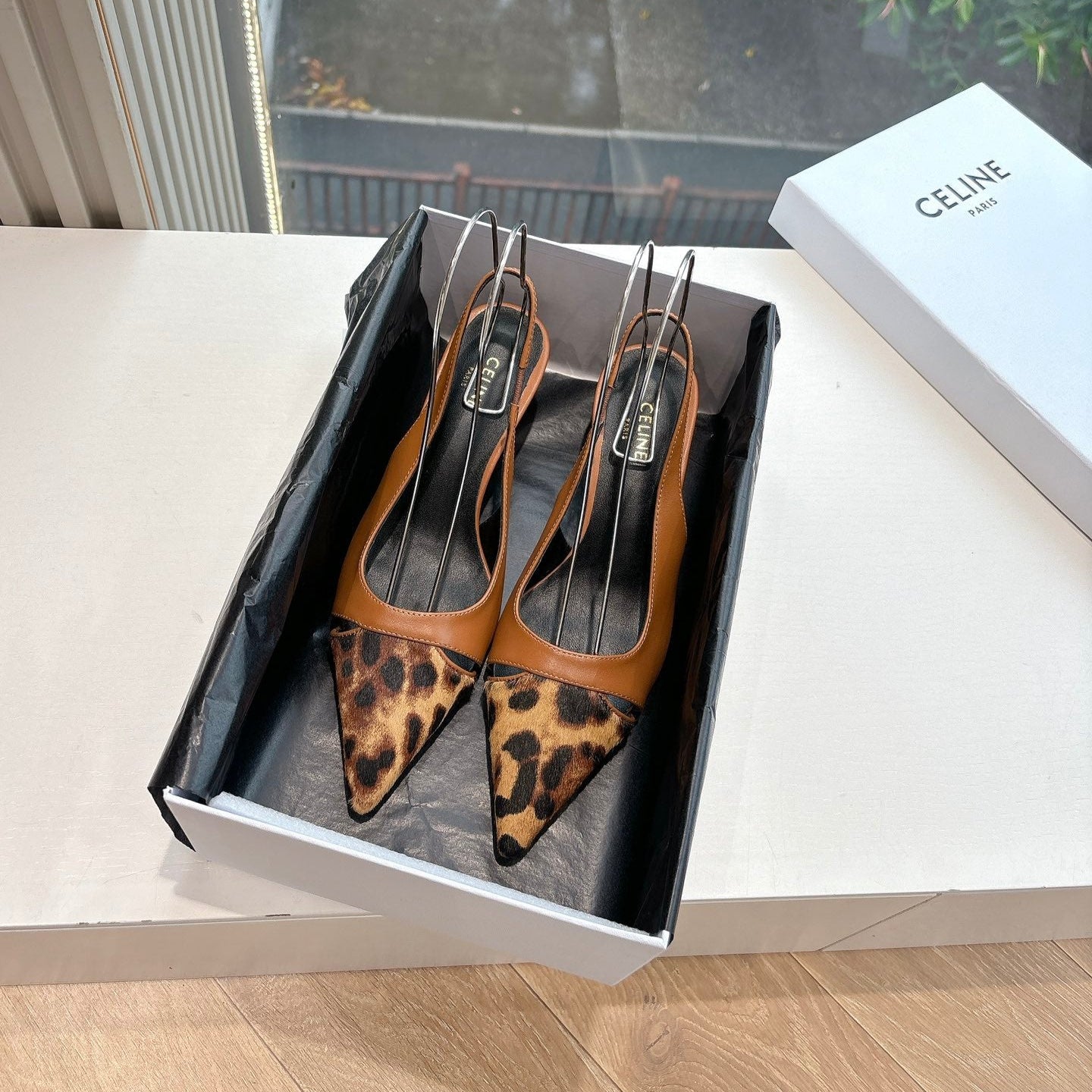 CELINE Slingback  Leopard  Brown Leather 285984