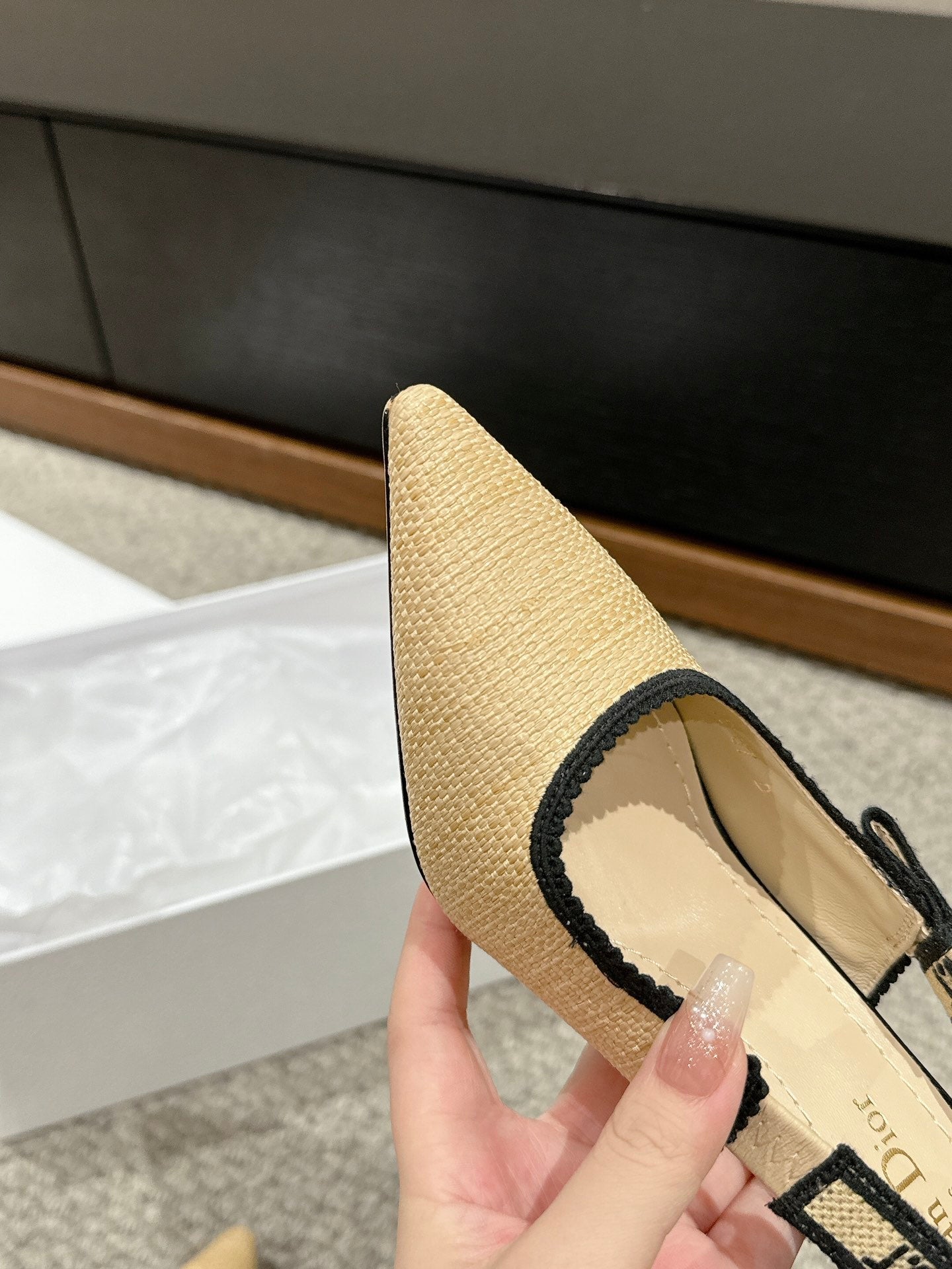 cd slingback 100 beige raffia lambskin