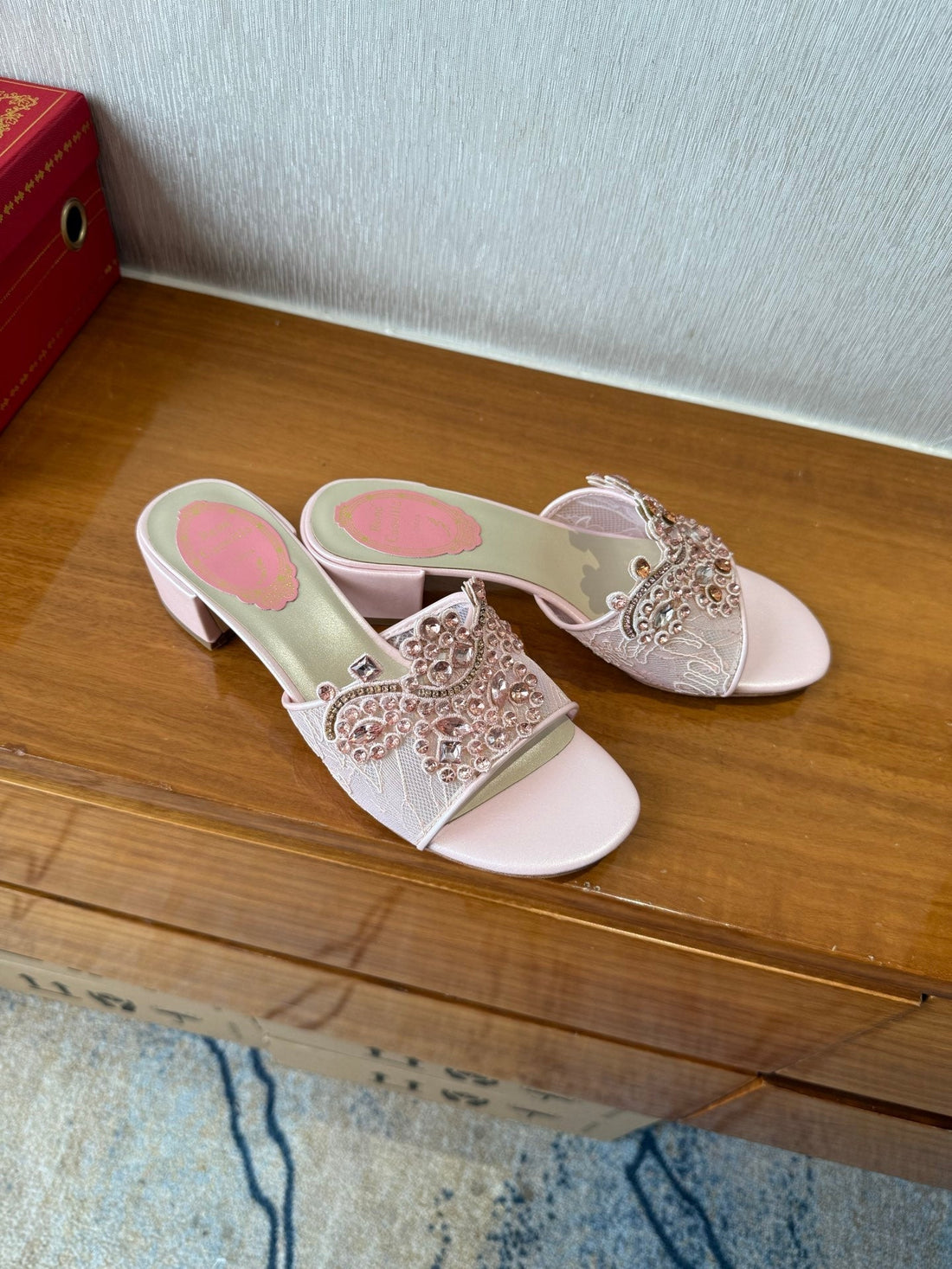 RC 25 Crystal Chandelier Sandals Pink Sheepskin 221961