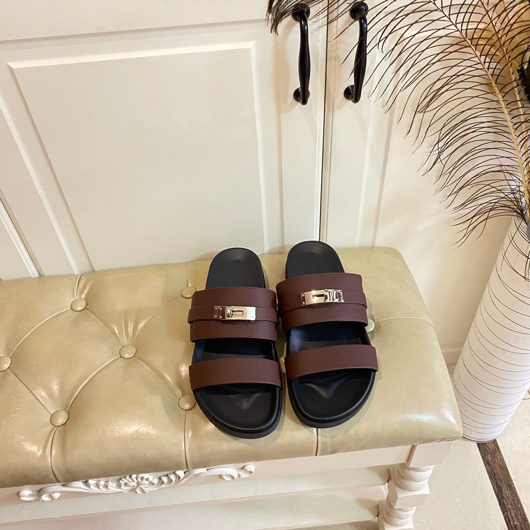 HM Jackson Sandal Dark Plum Cowhide 958034