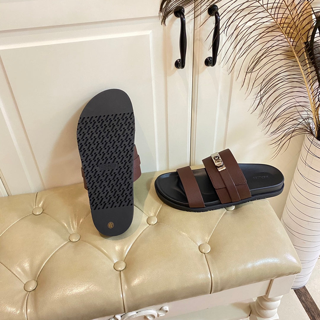 HM Jackson Sandal Dark Plum Cowhide 958034