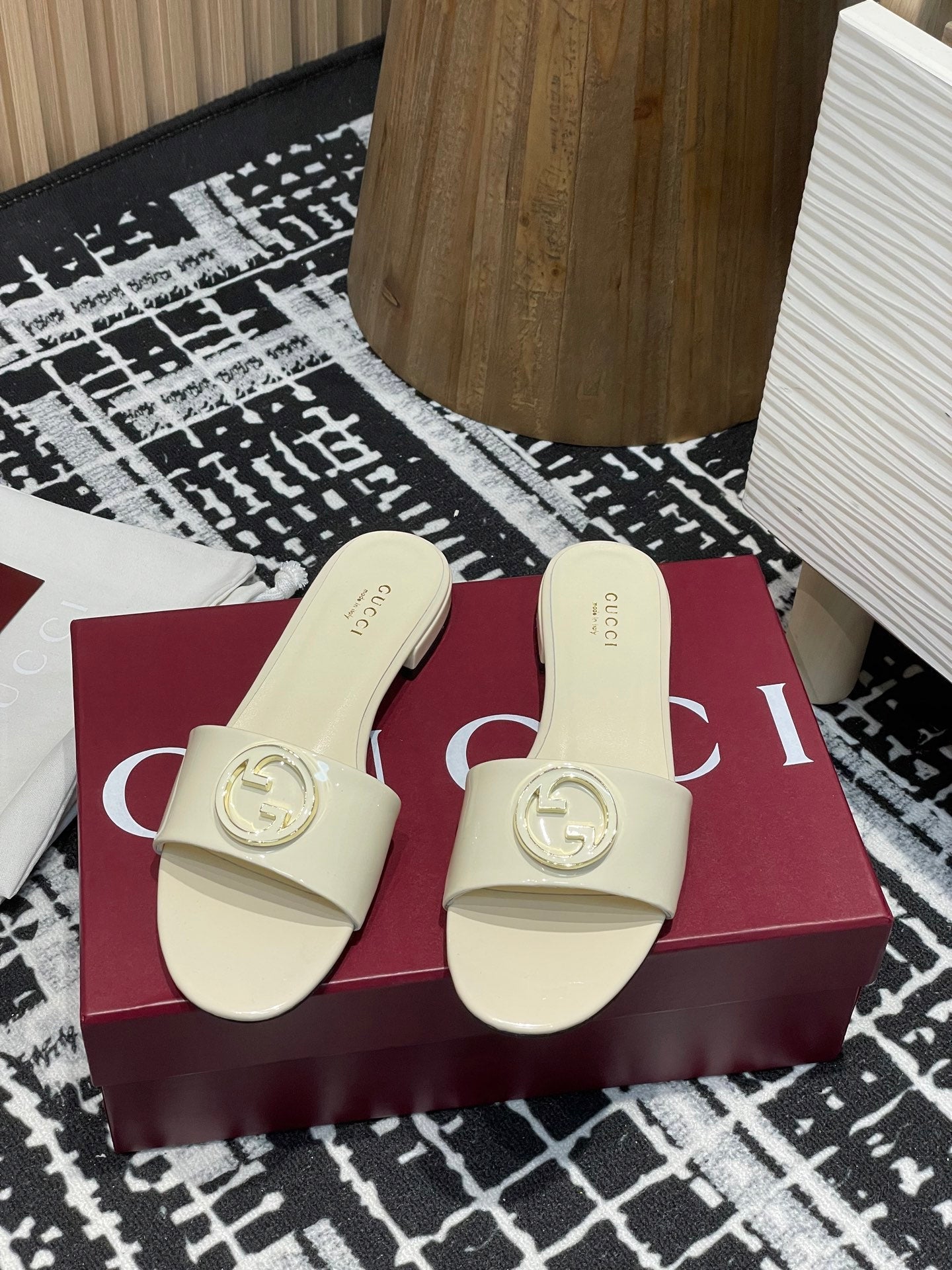 GC 25s flat sandals white patent leather