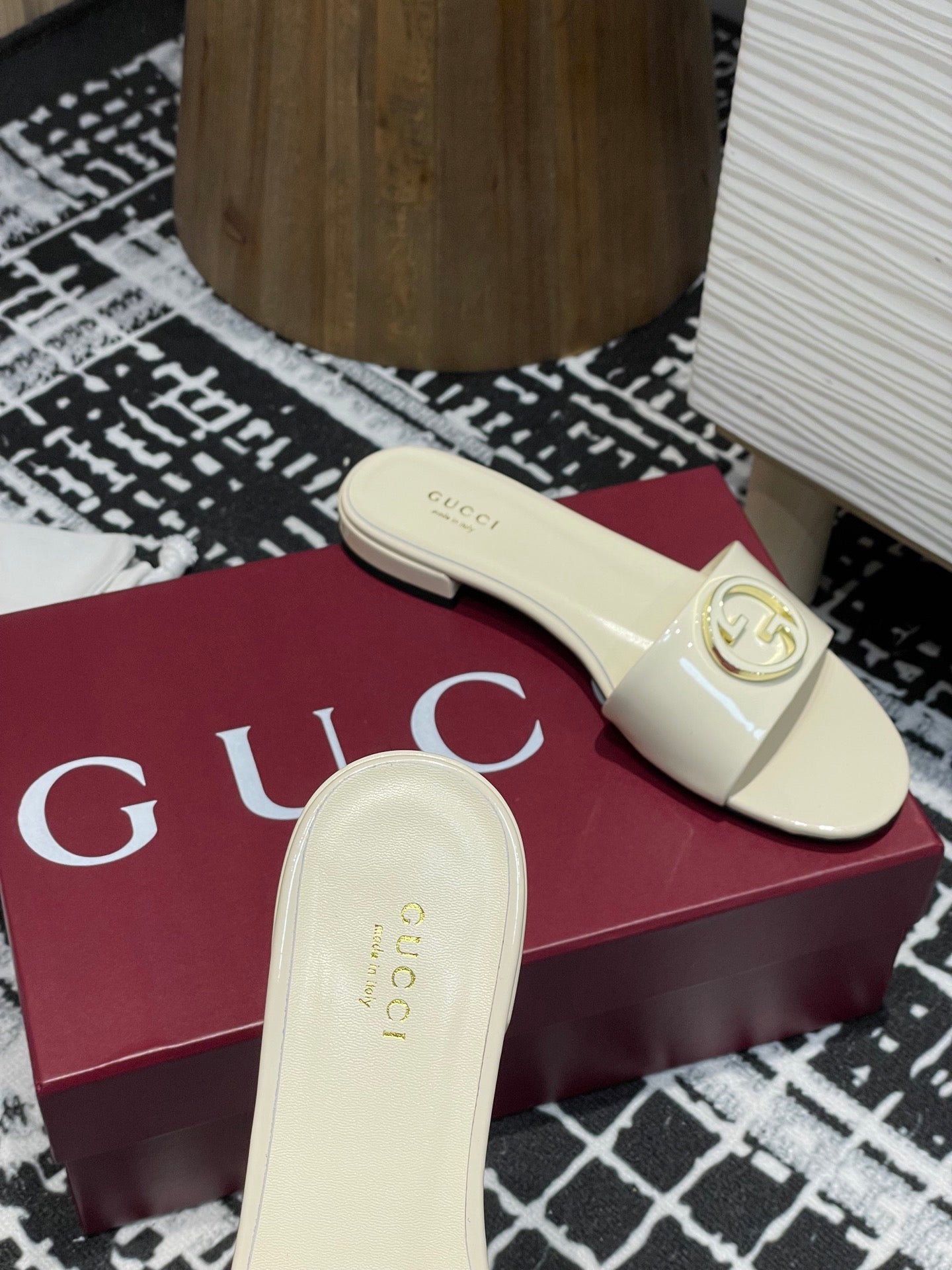 GC 25s flat sandals white patent leather