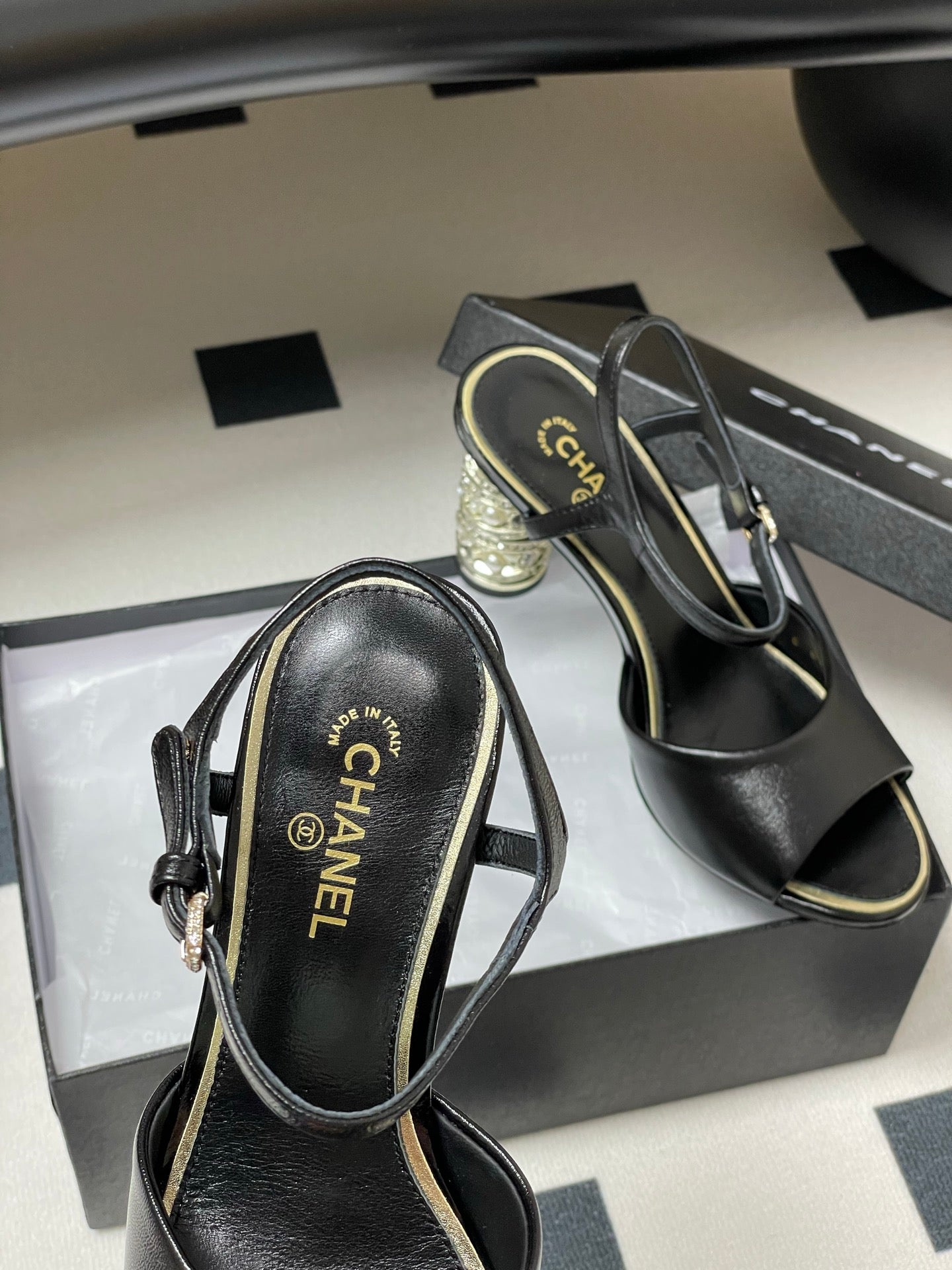 CC 25p Slingback Heel 8cm Black Calfskin