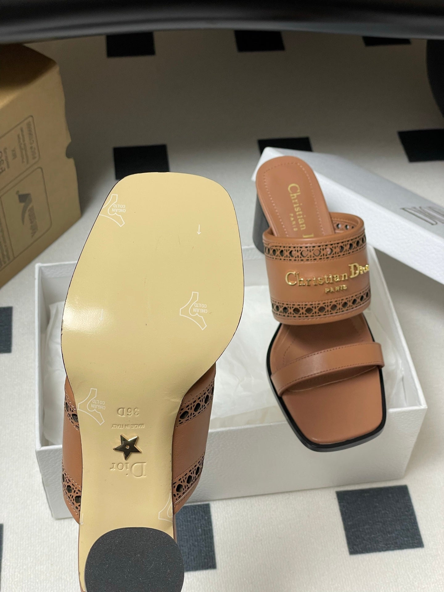 CD 25 D-Lane Heeled Slide Double Strap Calfskin