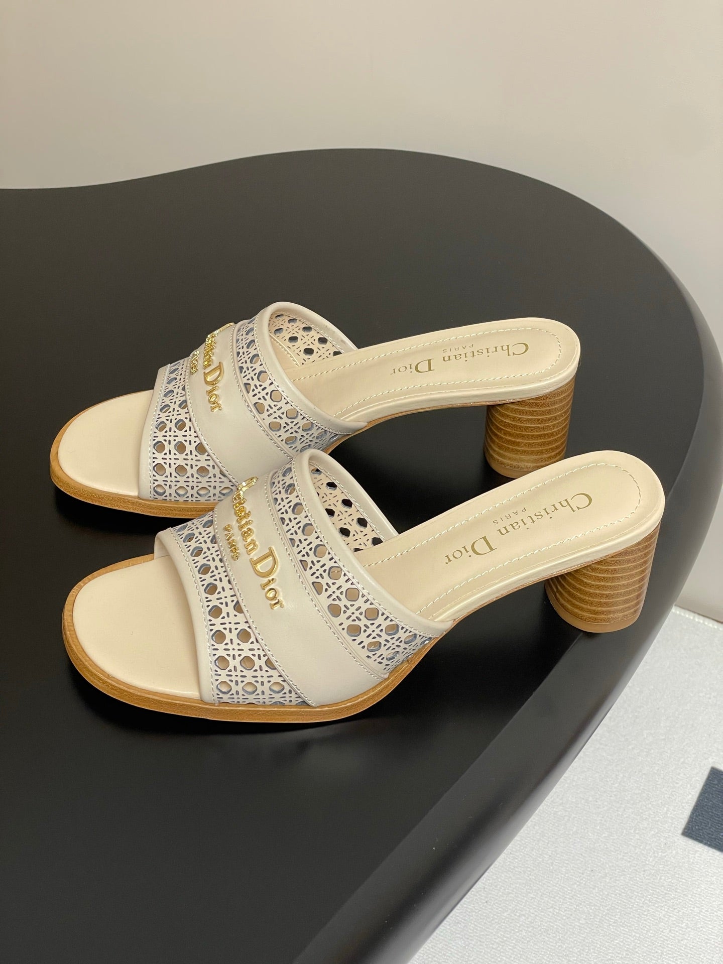 CD 25 D-Lane Heeled Slide Calfskin