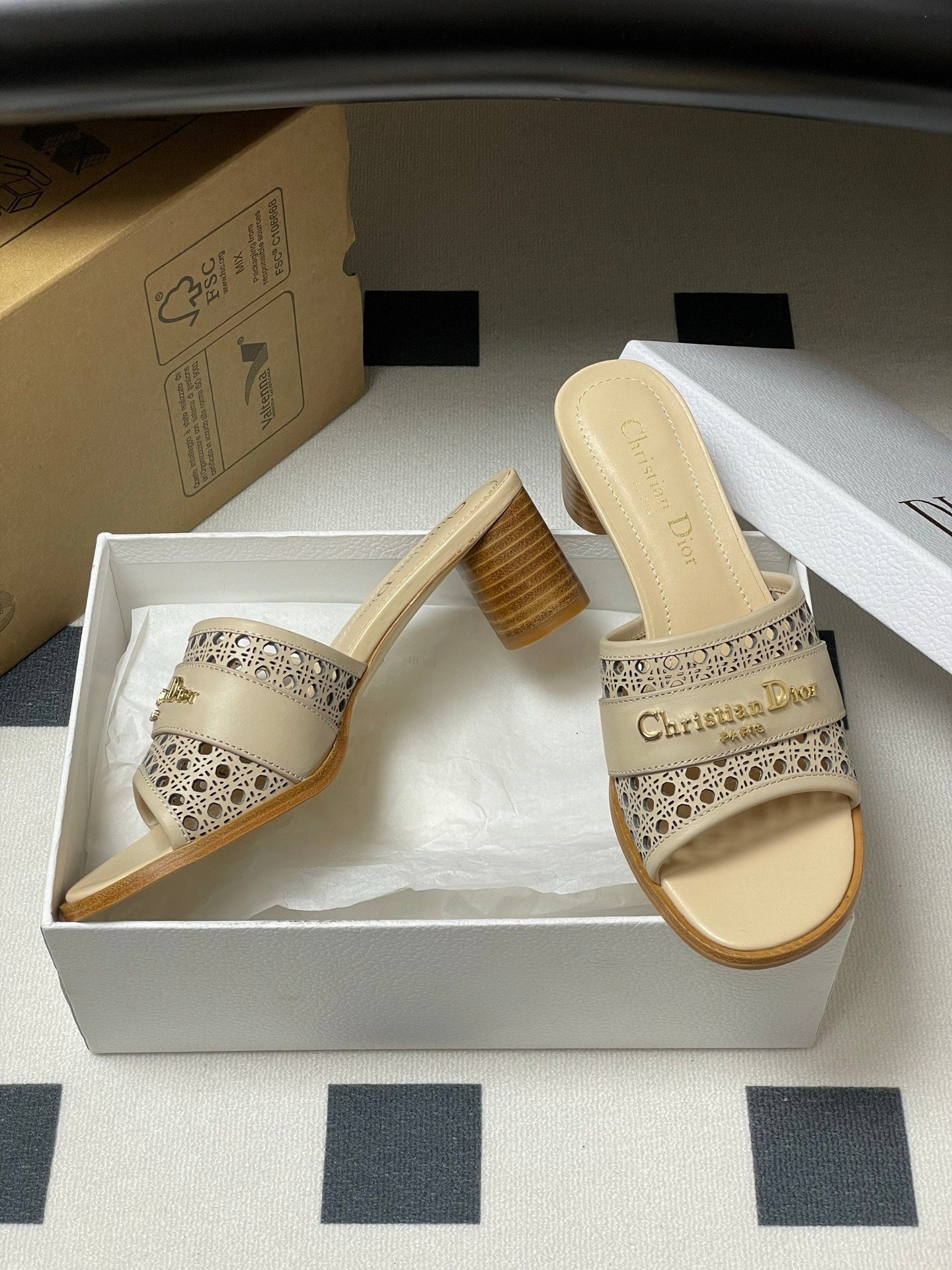 CD 25 D-Lane Heeled Slide Calfskin