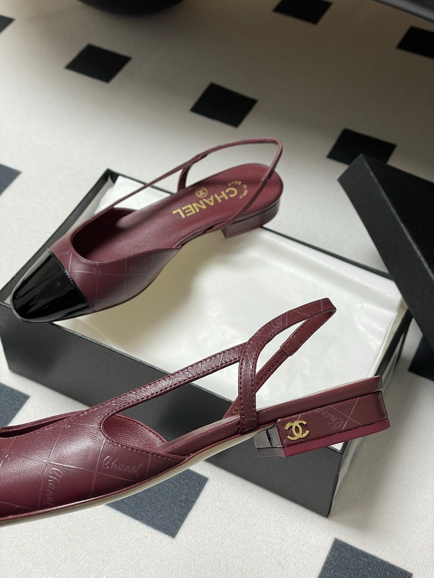CC 25P Burgundy Quilted Calfskin