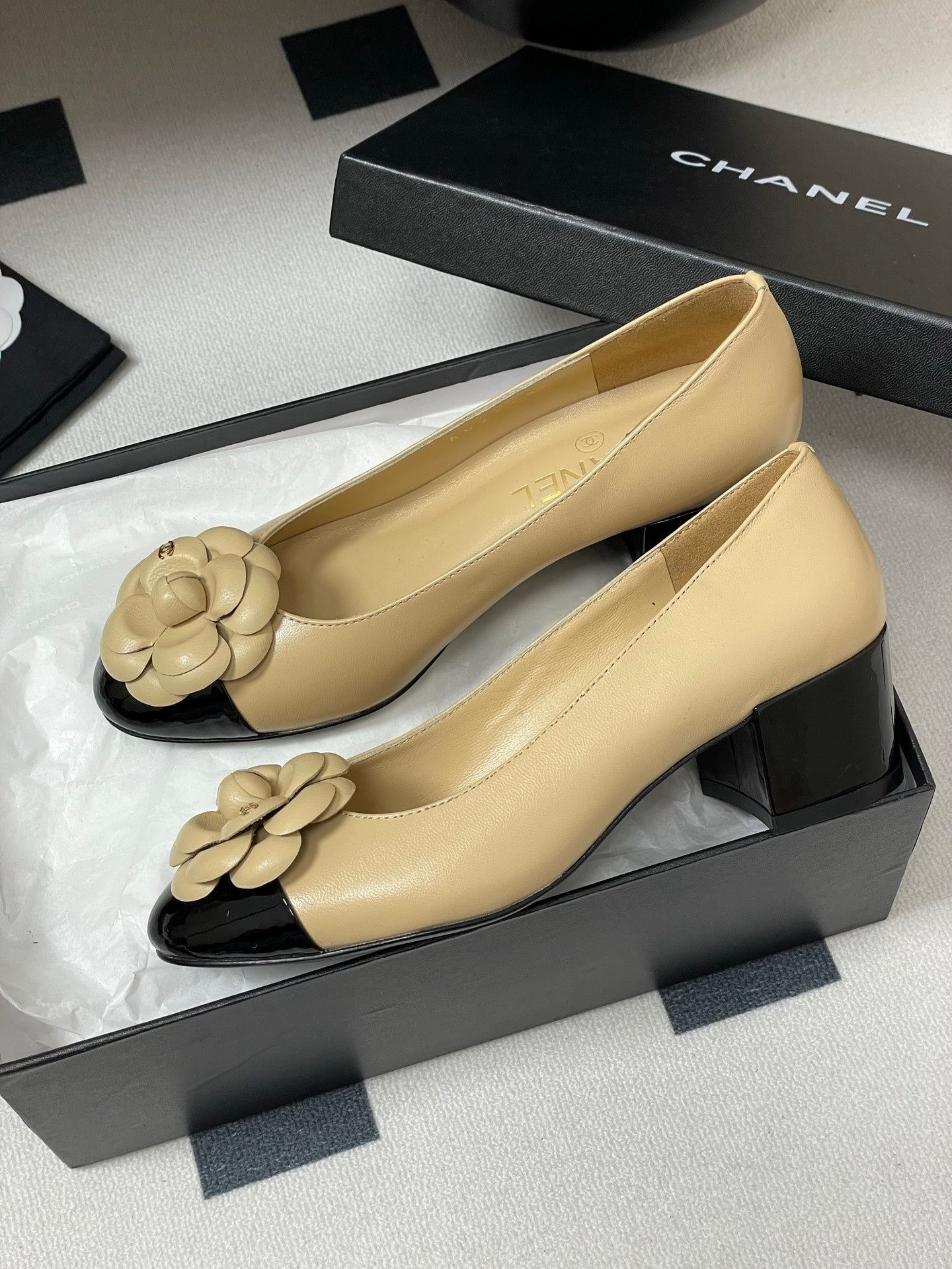 CC 25S Ballet Flower