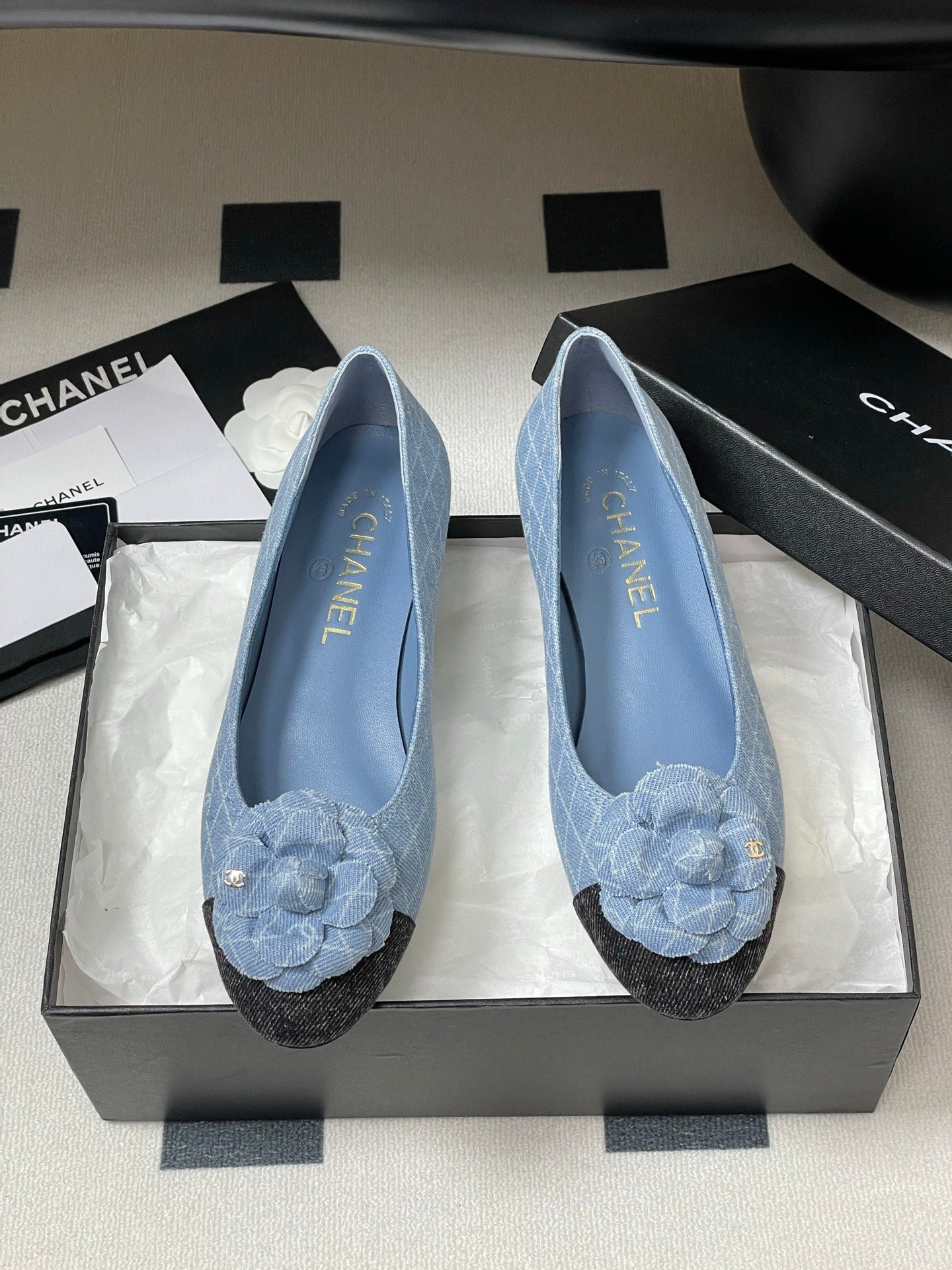 CC 25S Ballet Flower