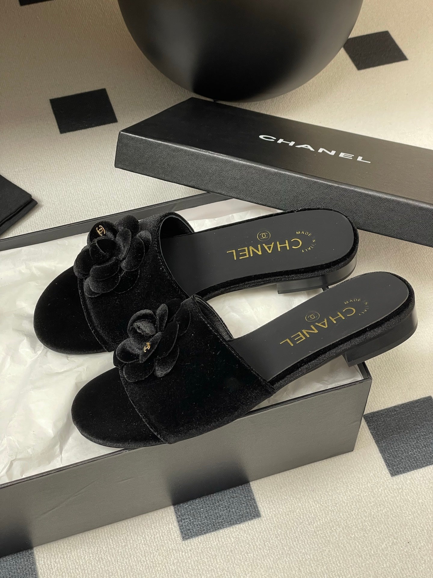 CC 25S Sandal Flower