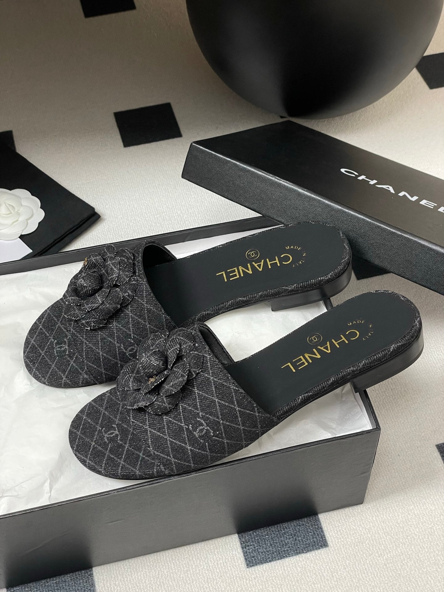 CC 25S Sandal Flower