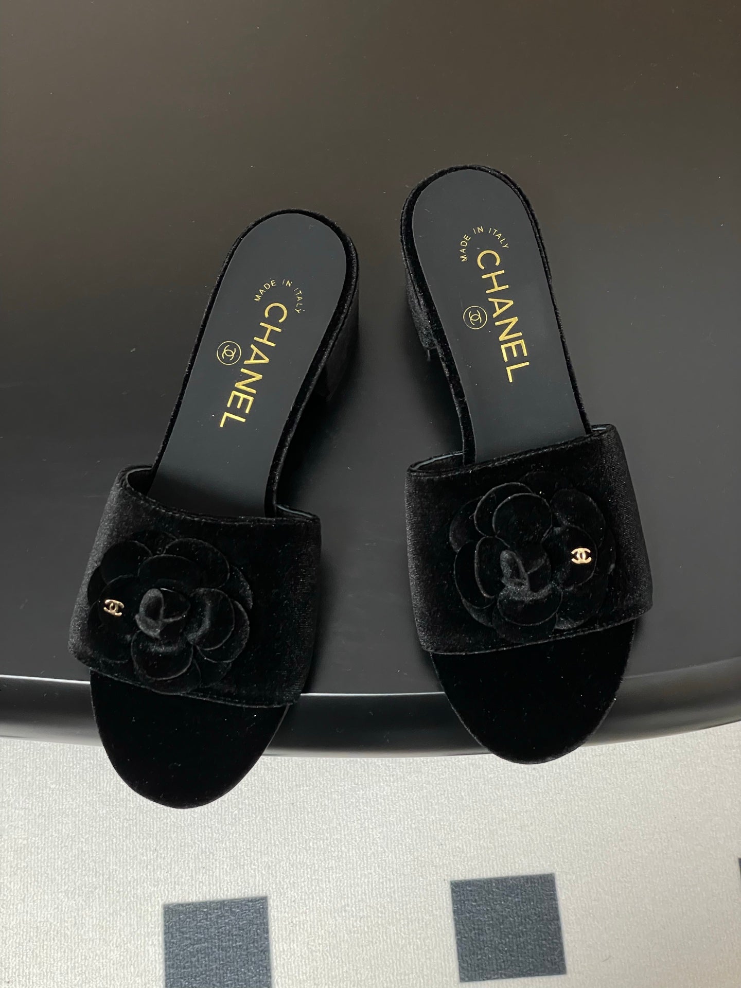 CC 25S Sandal Flower