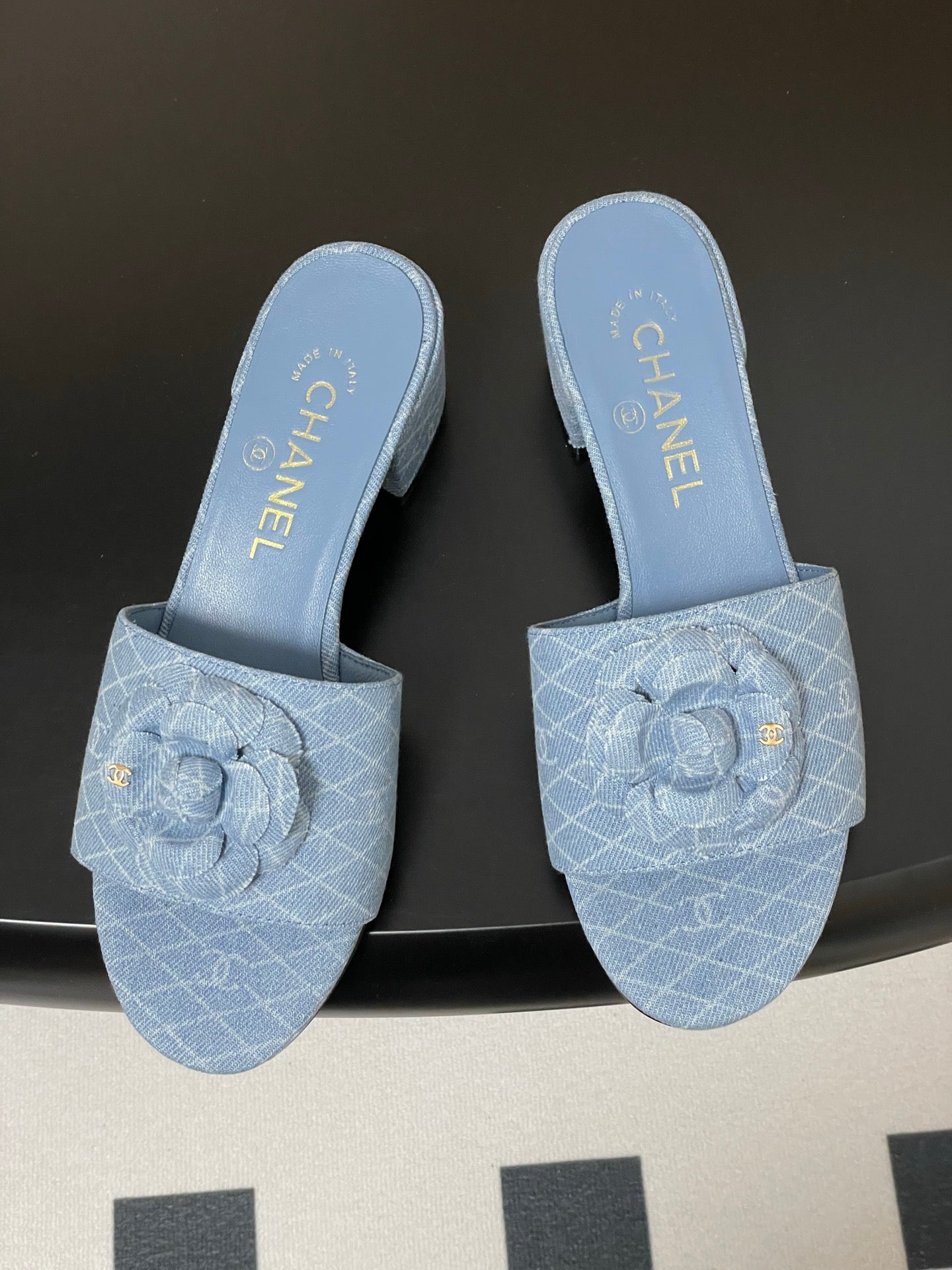 CC 25S Sandal Flower