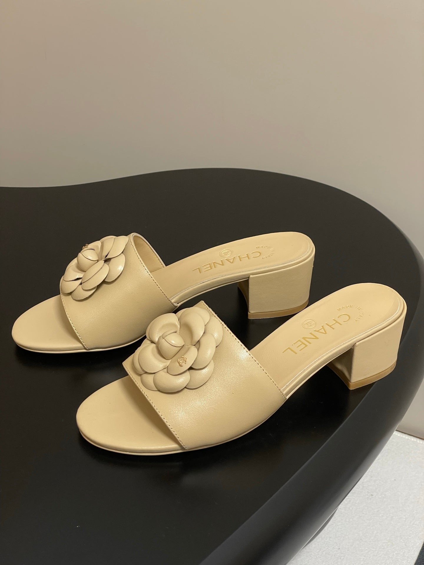 CC 25S Sandal Flower