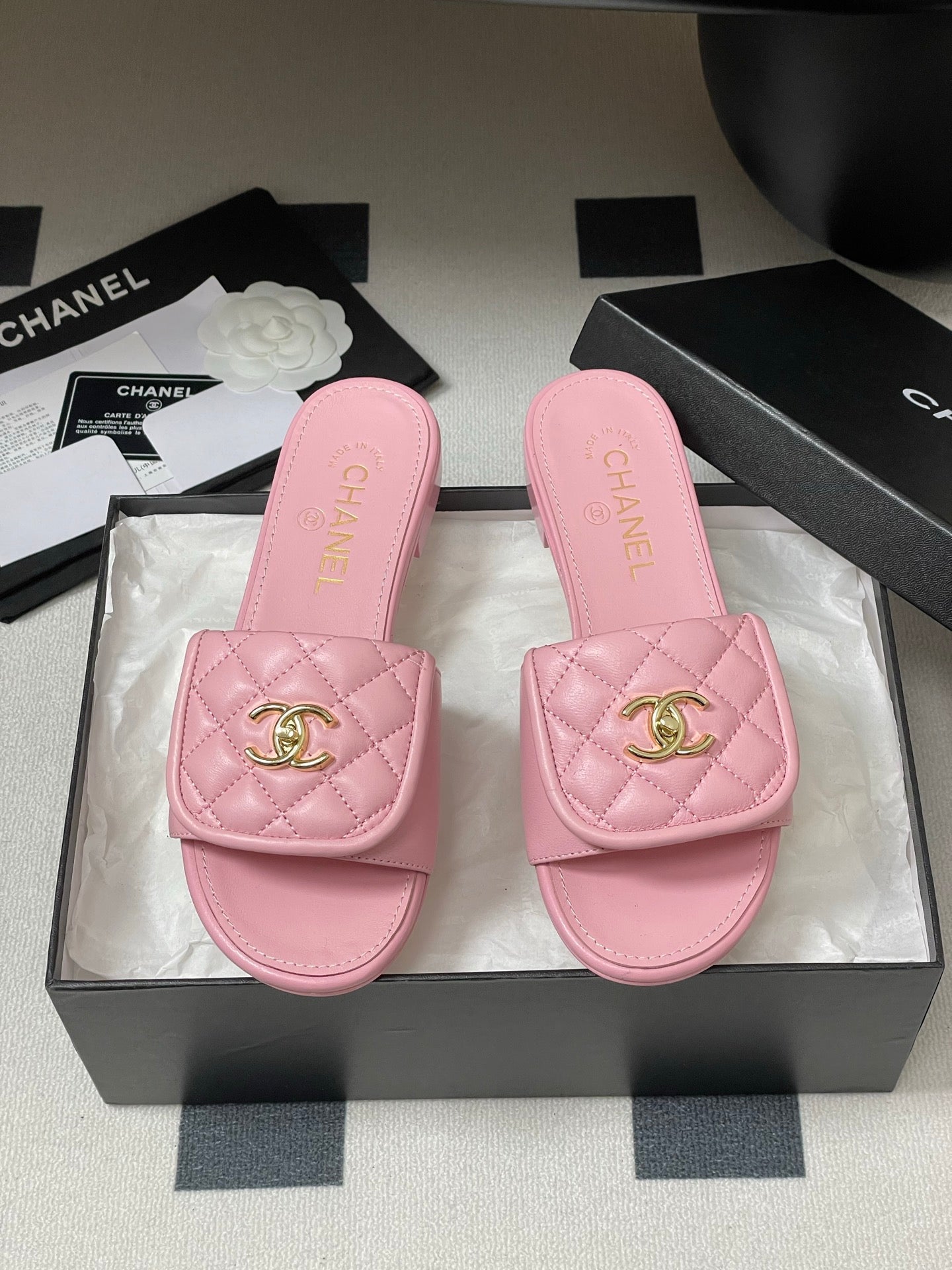 CC 25F Slide Quilted