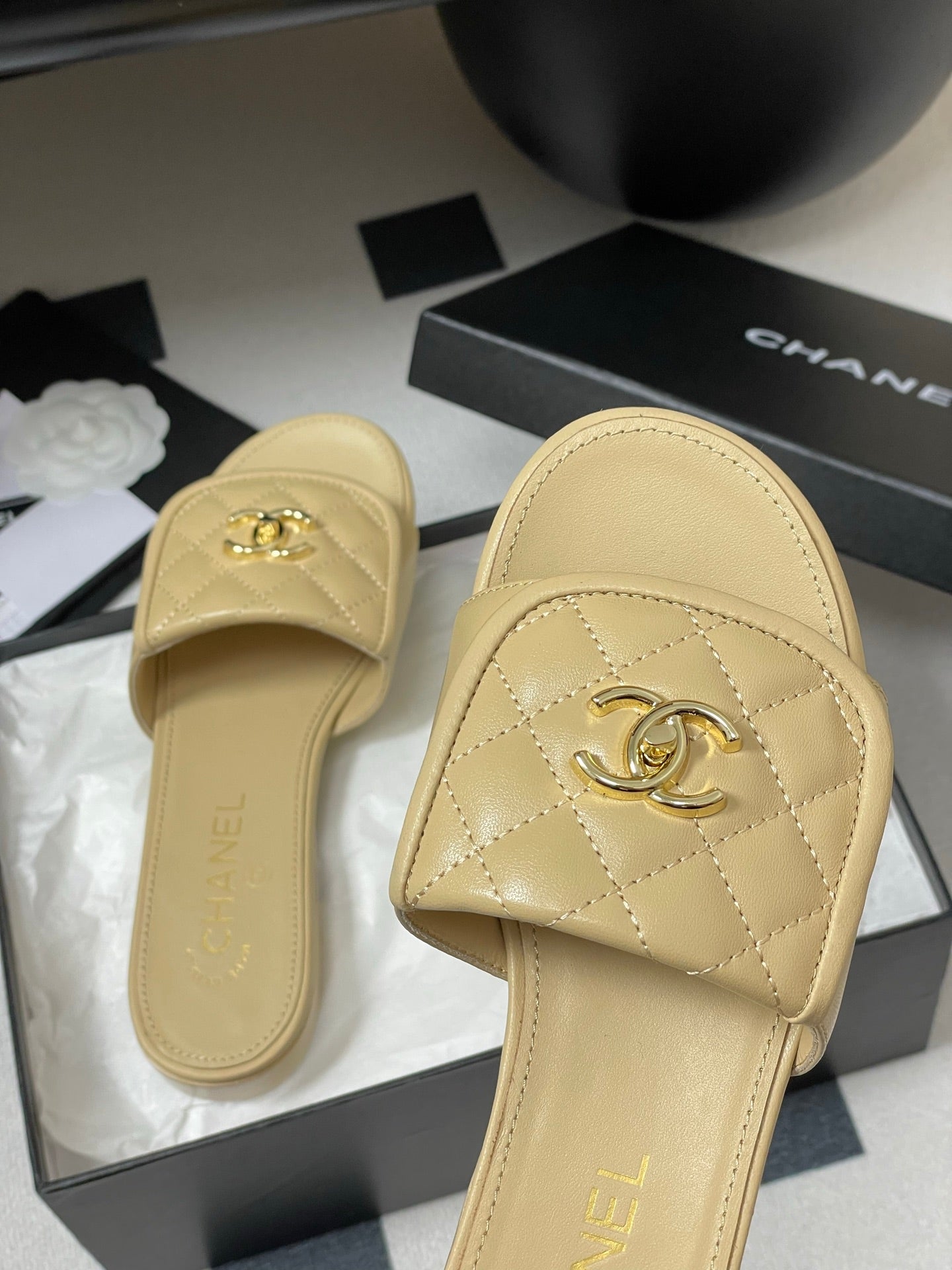 CC 25F Slide Quilted