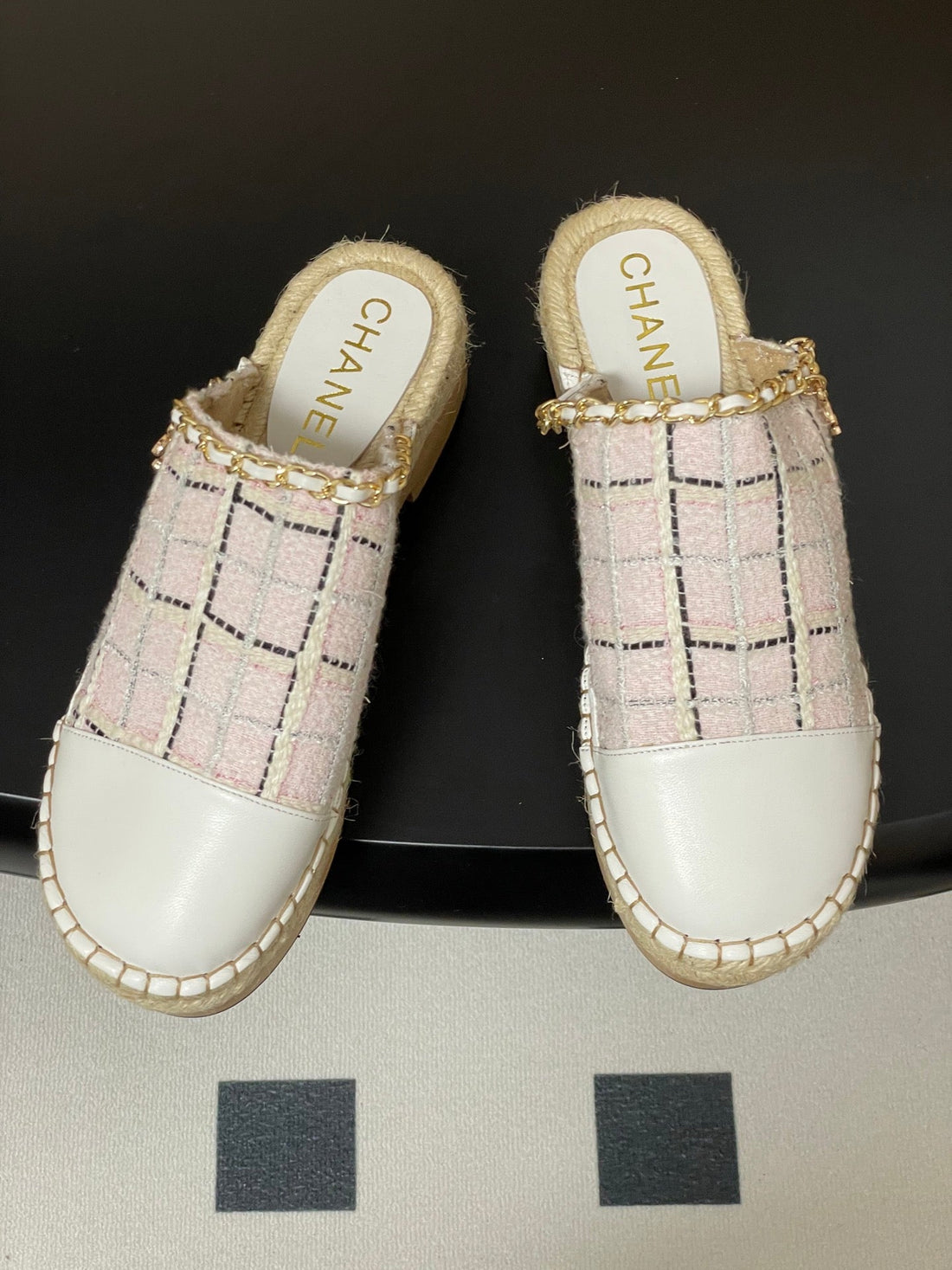 CC 25 Mules Tweed Pink Sheepskin 356397