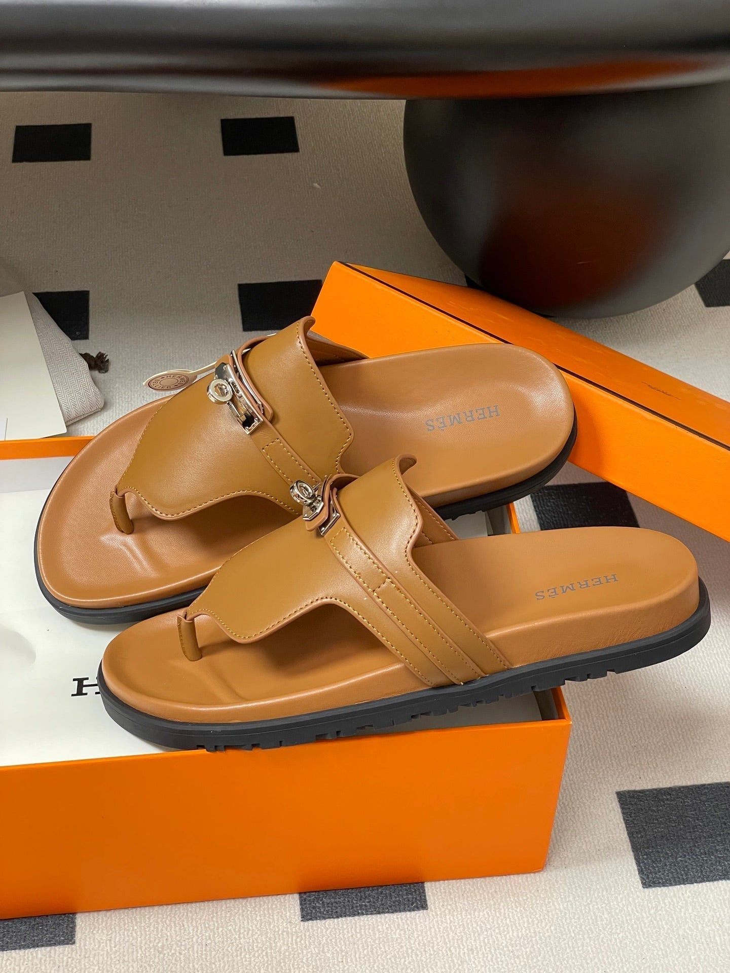 HM Empire Sandal Brown Cowhide 377540