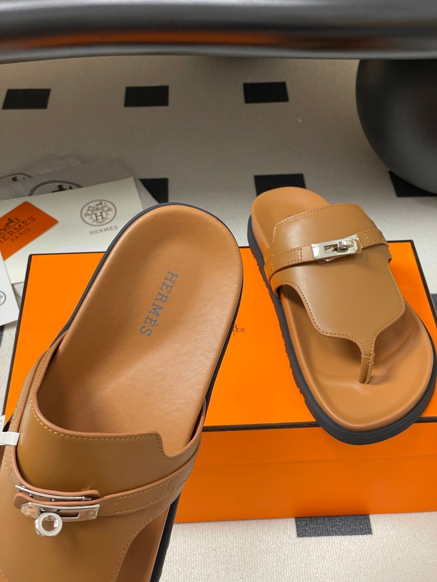 HM Empire Sandal Brown Cowhide 377540